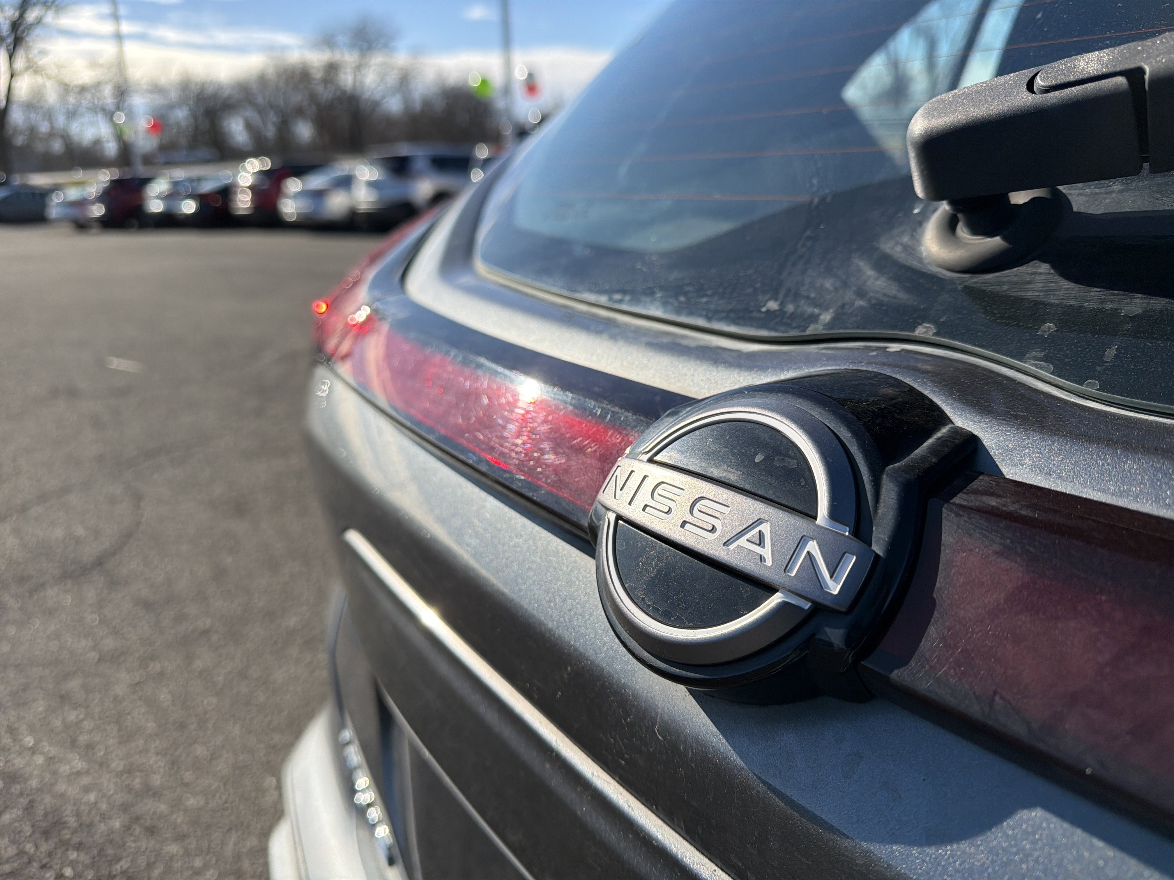 2022 Nissan Kicks SR