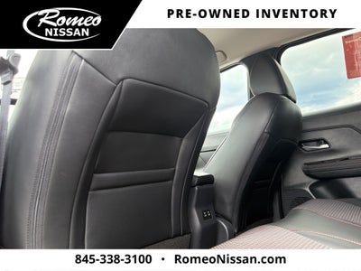2025 Nissan Kicks SR