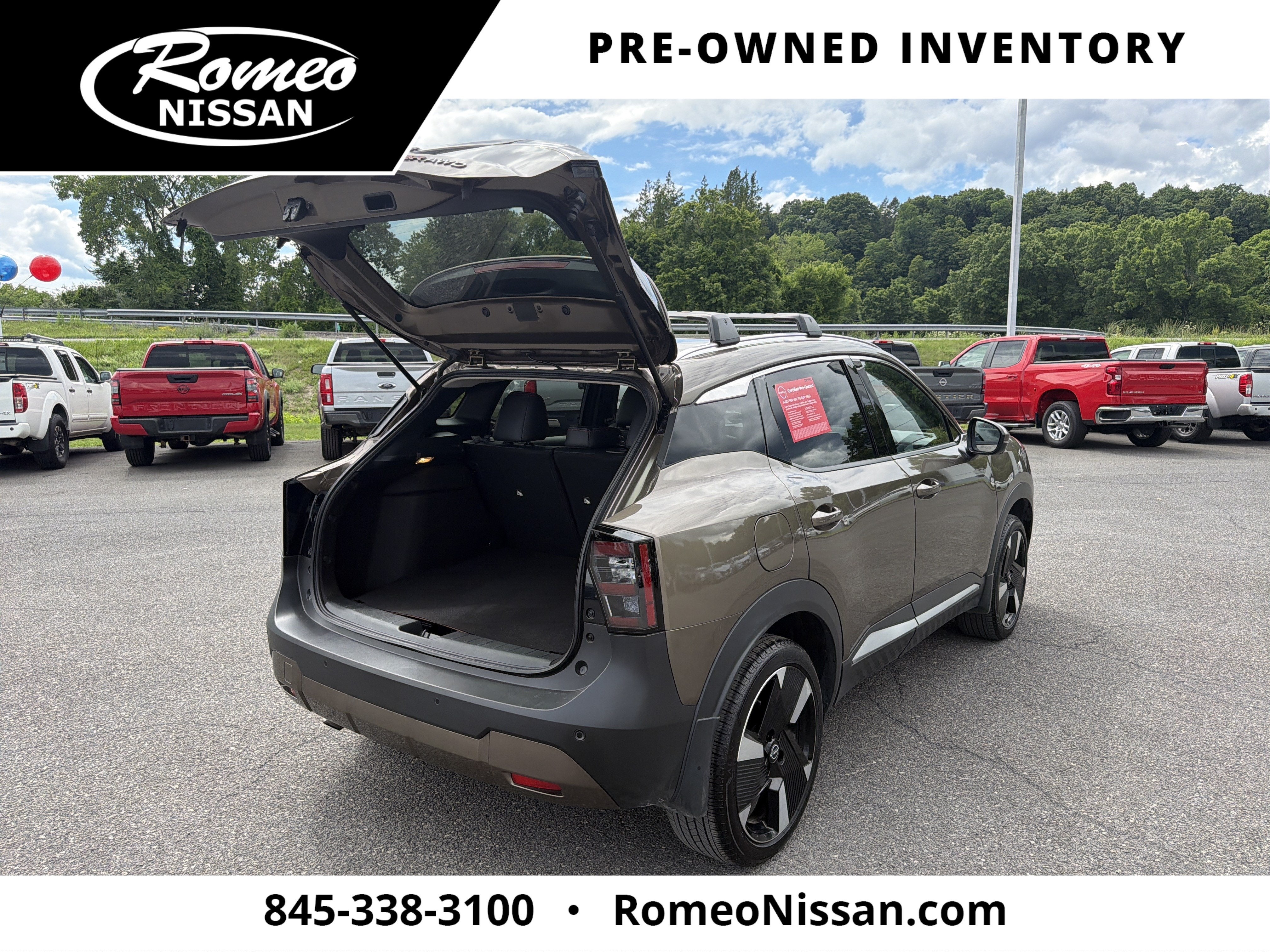 2025 Nissan Kicks SR