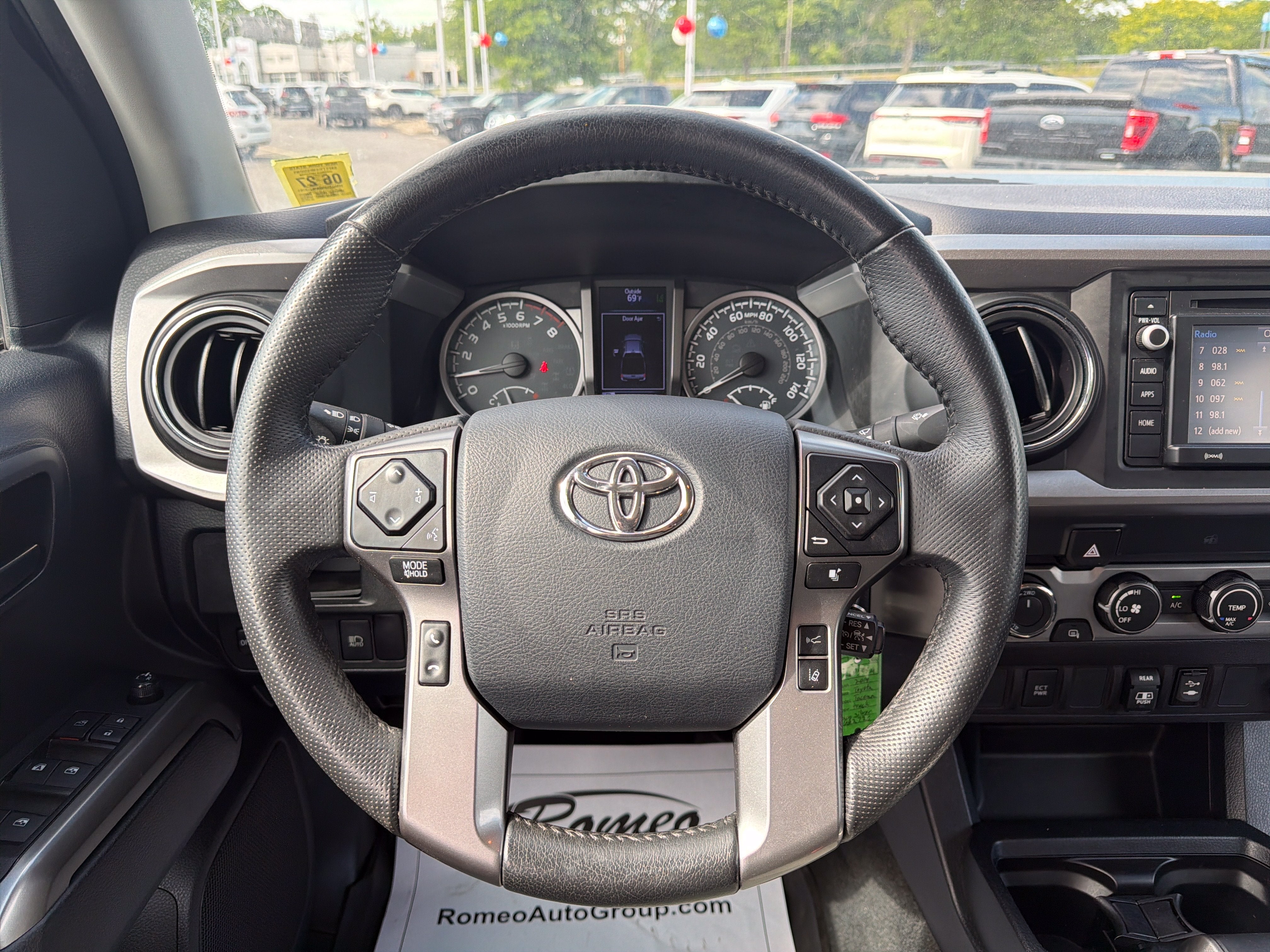 2019 Toyota Tacoma SR5 V6