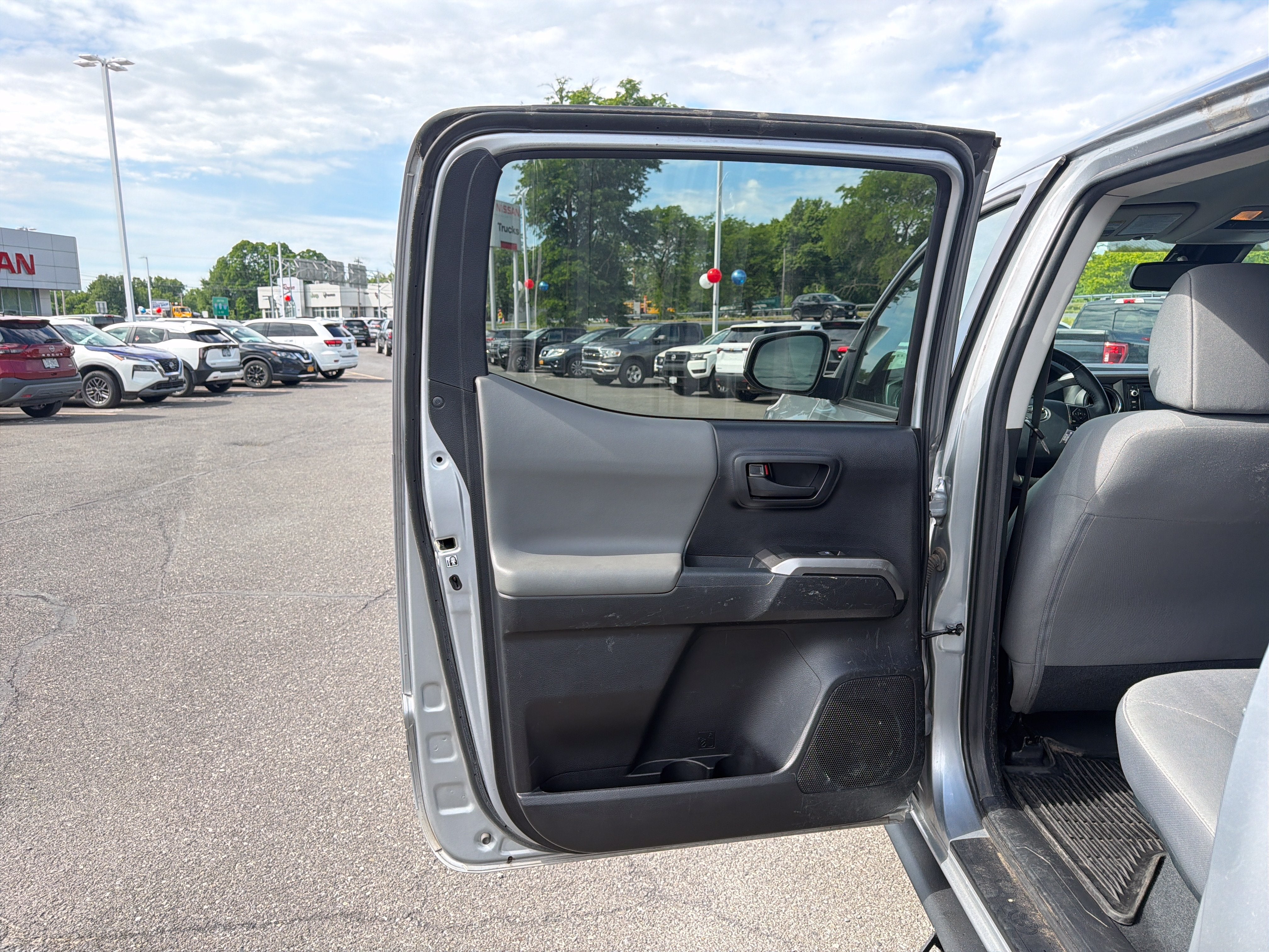 2019 Toyota Tacoma SR5 V6