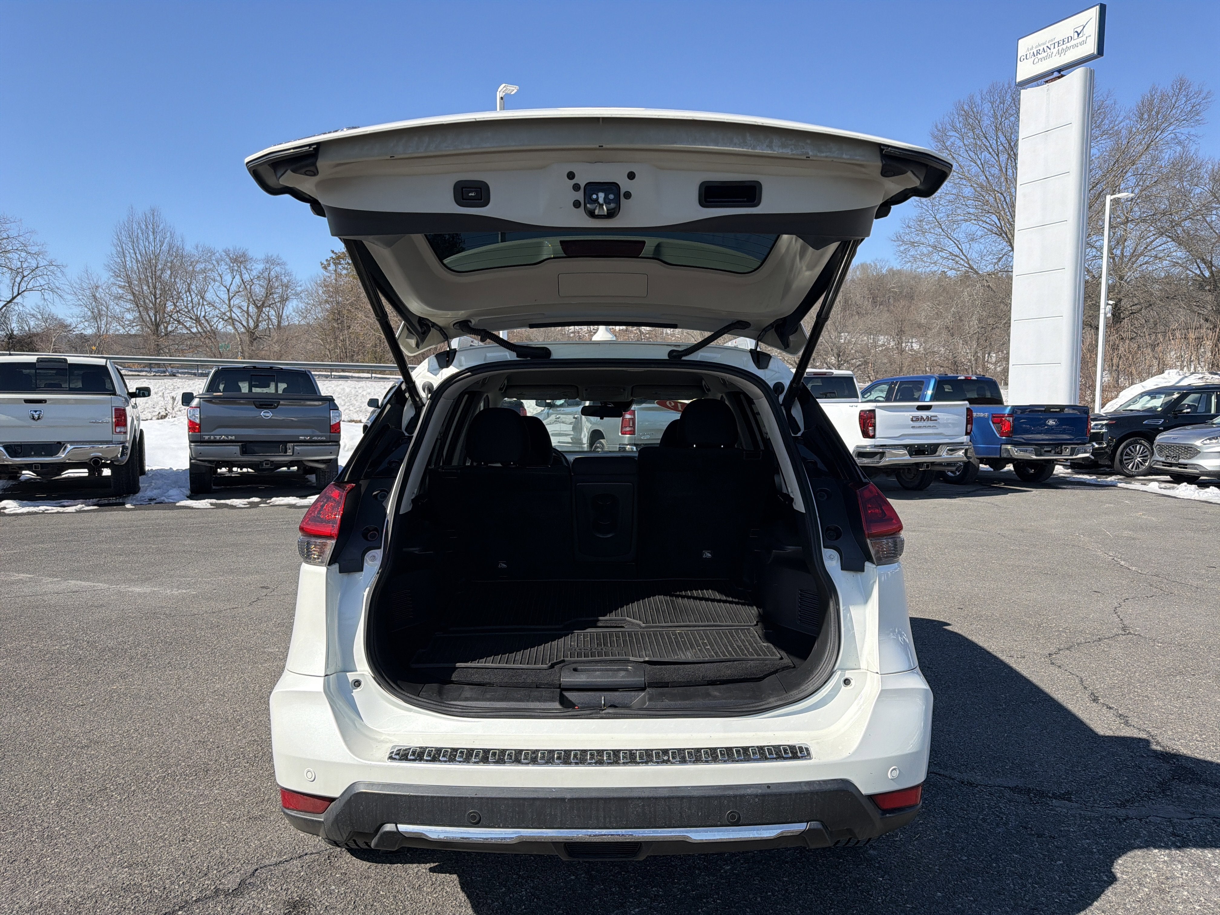 2019 Nissan Rogue SV