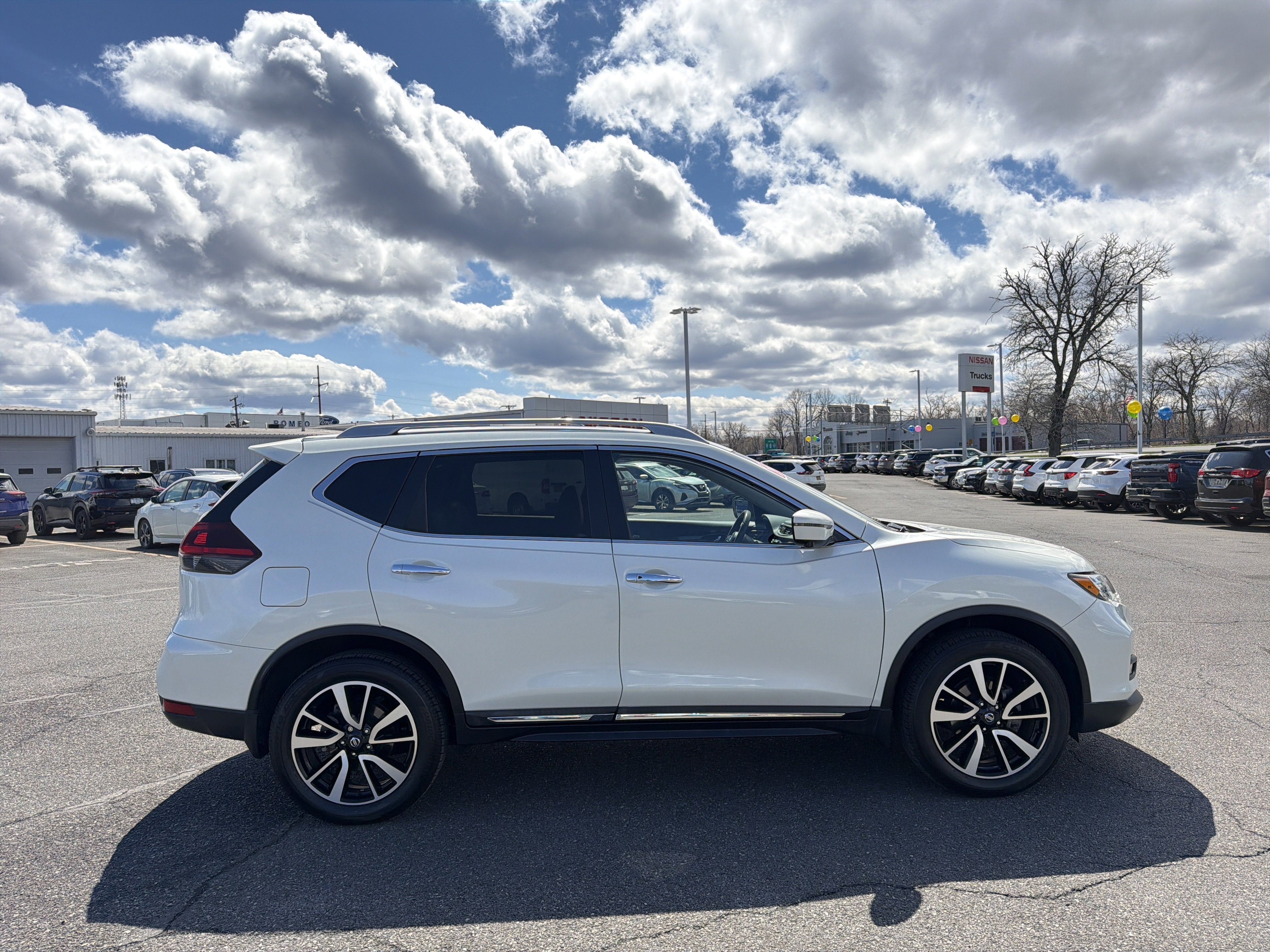 2019 Nissan Rogue SL