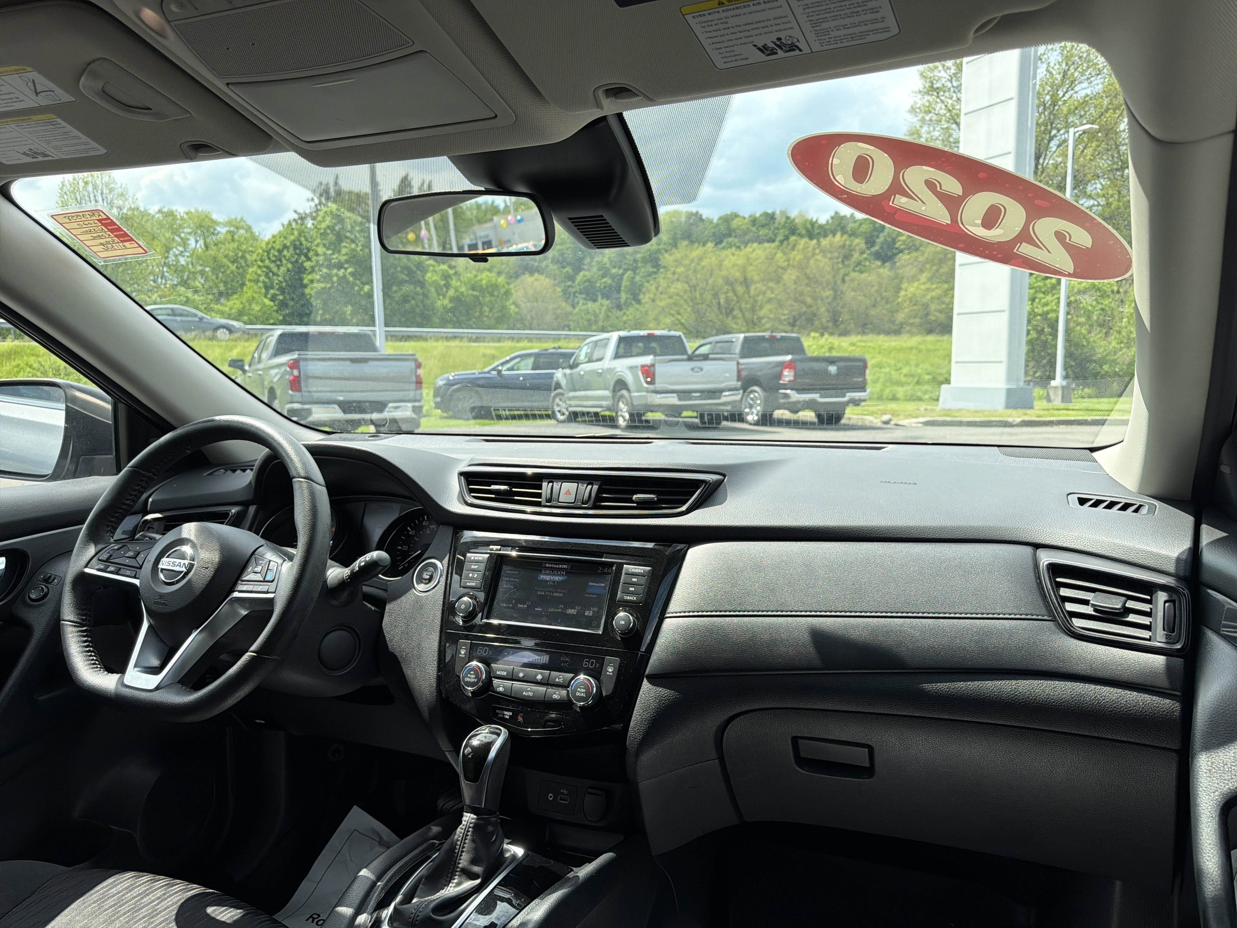2020 Nissan Rogue SV