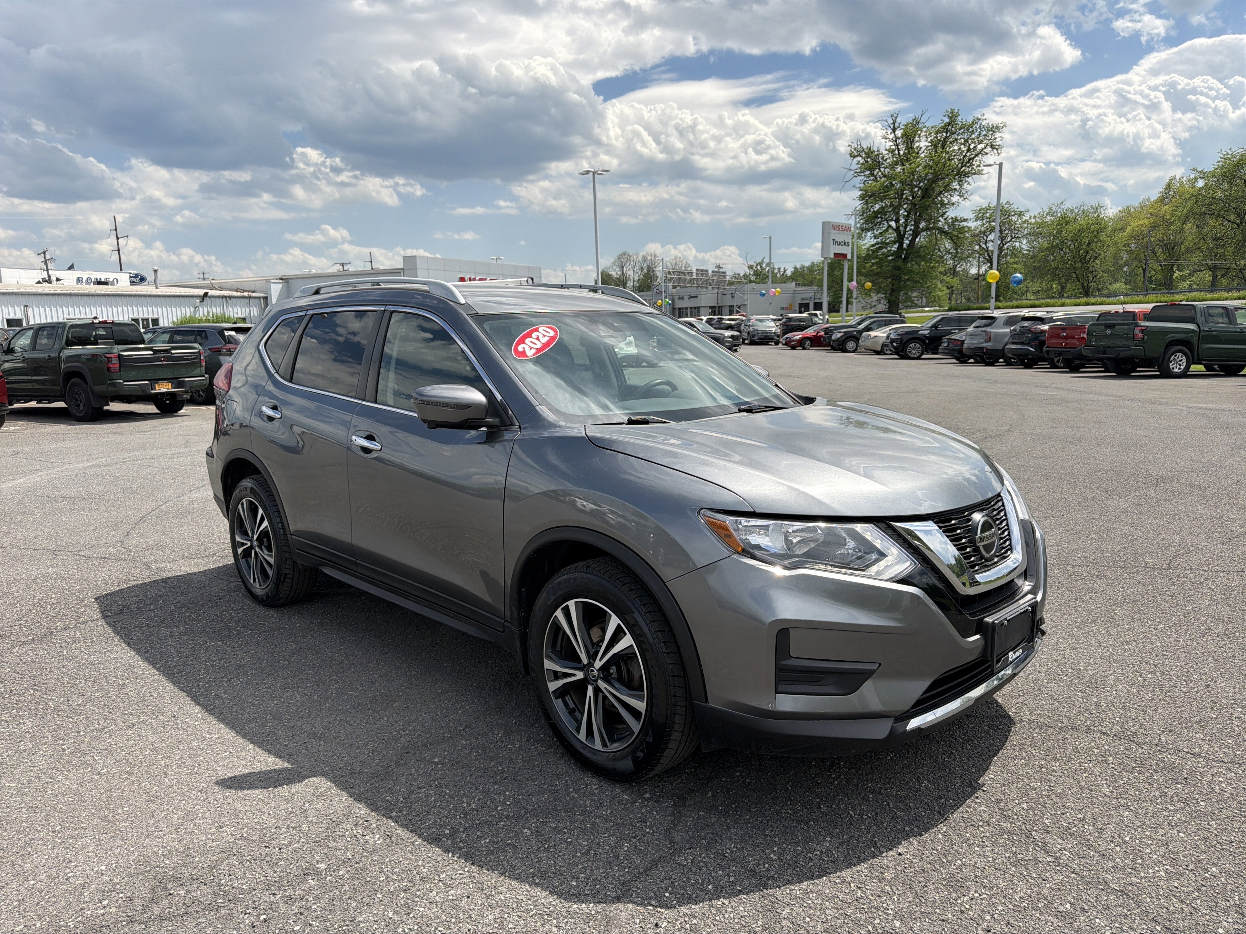 2020 Nissan Rogue SV