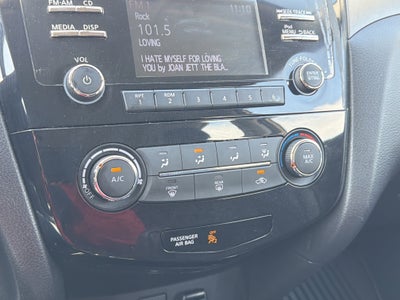 2014 Nissan Rogue S