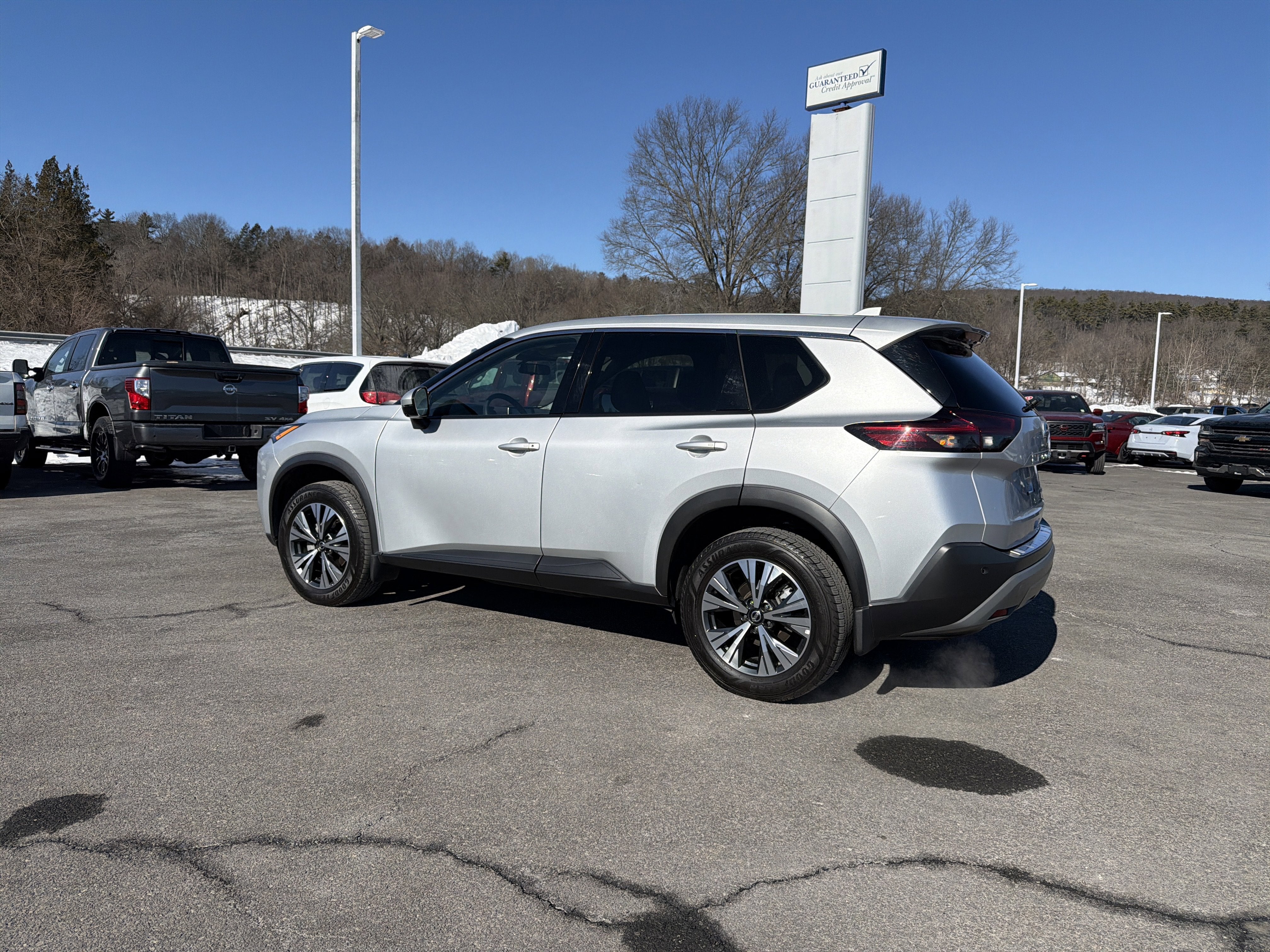 2021 Nissan Rogue SV