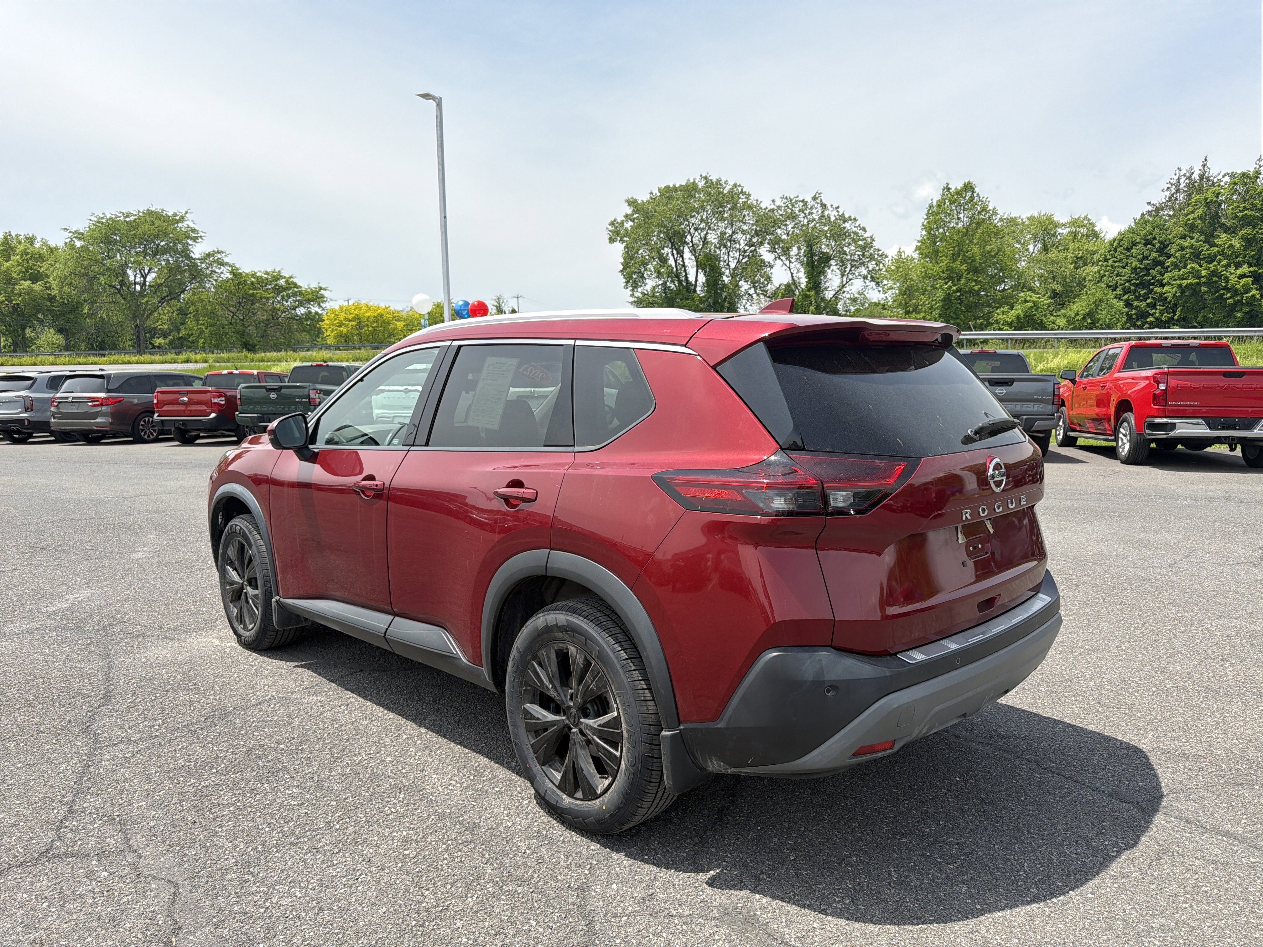 2021 Nissan Rogue SV