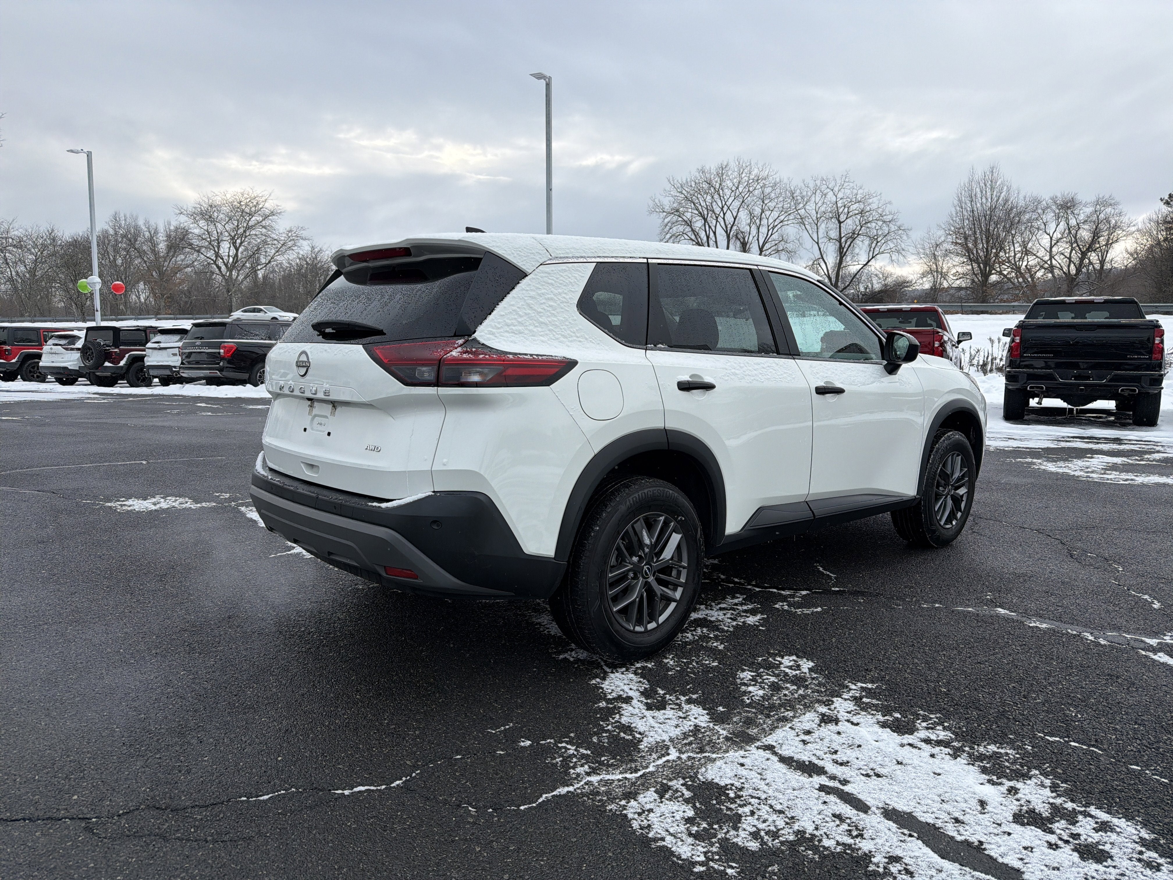 2023 Nissan Rogue S