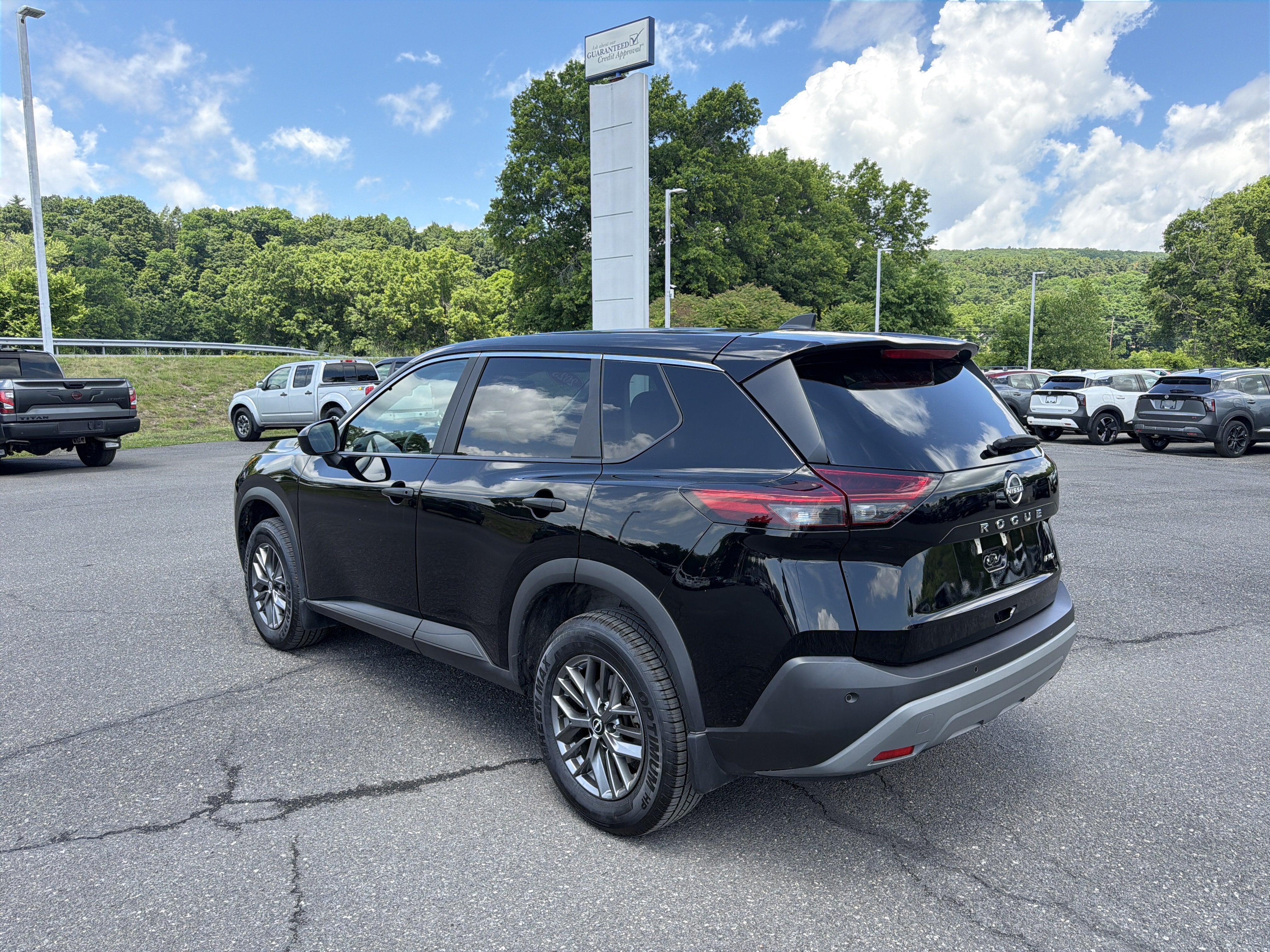 2023 Nissan Rogue S