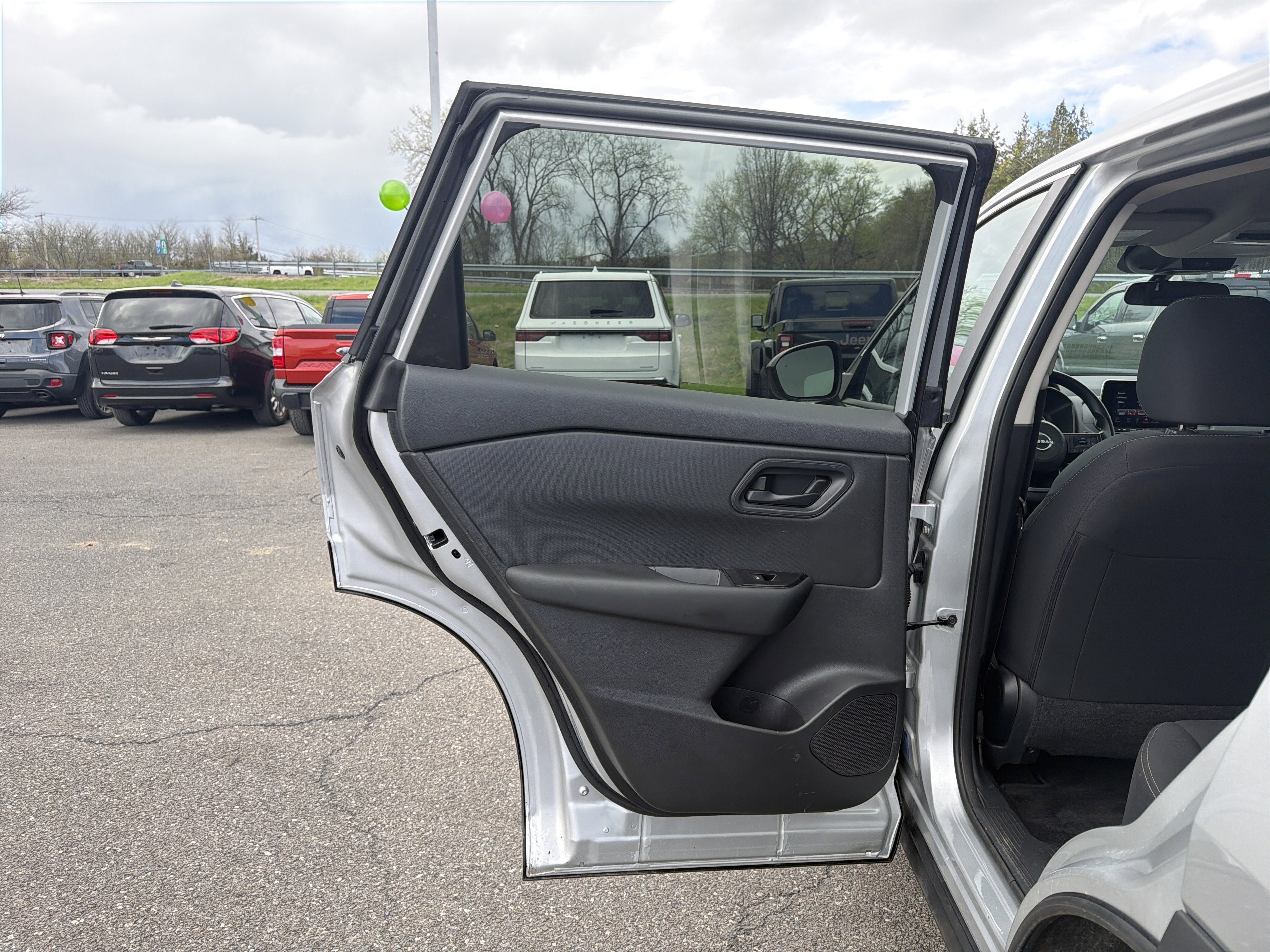 2024 Nissan Rogue S