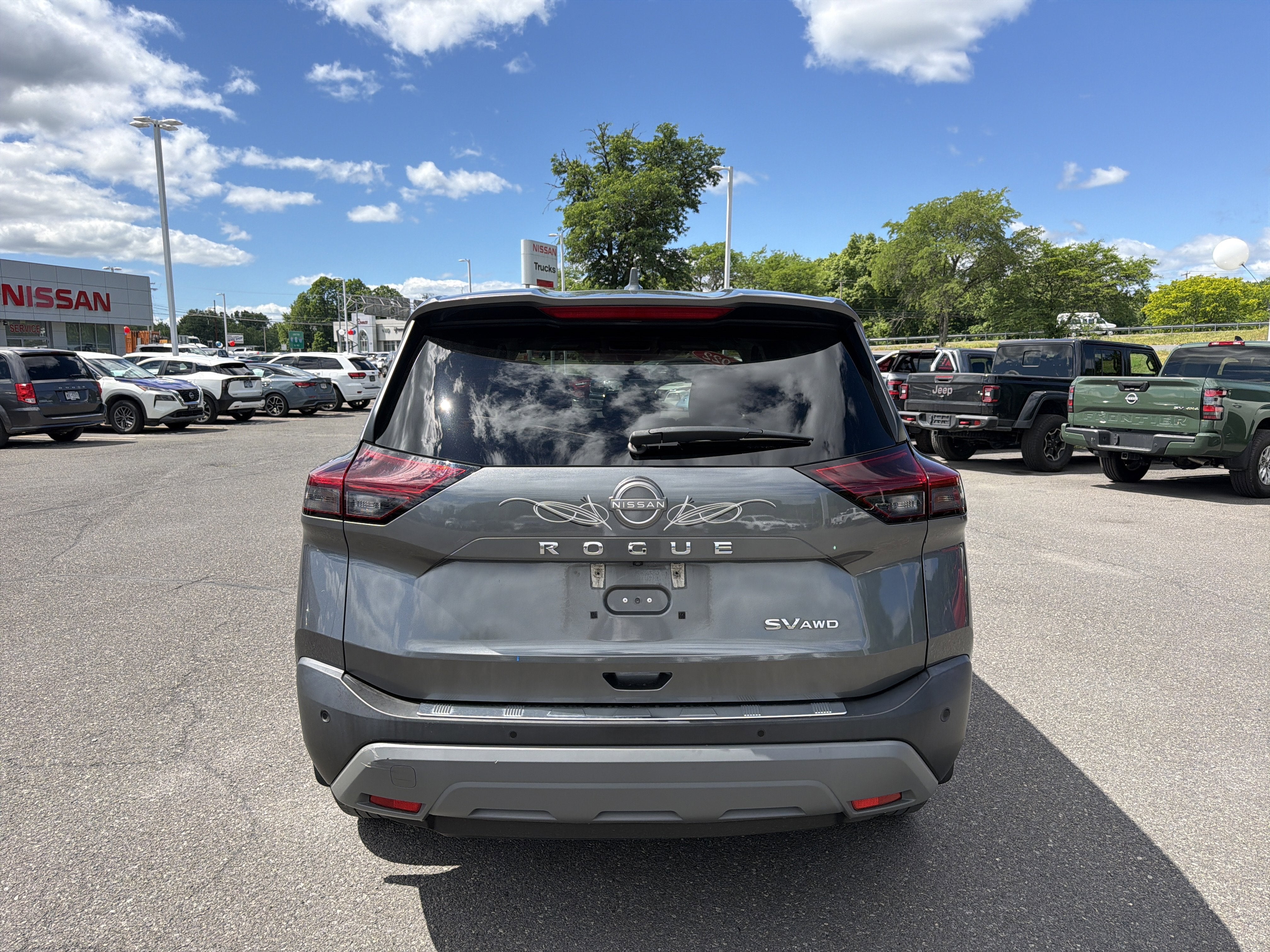 2022 Nissan Rogue SV