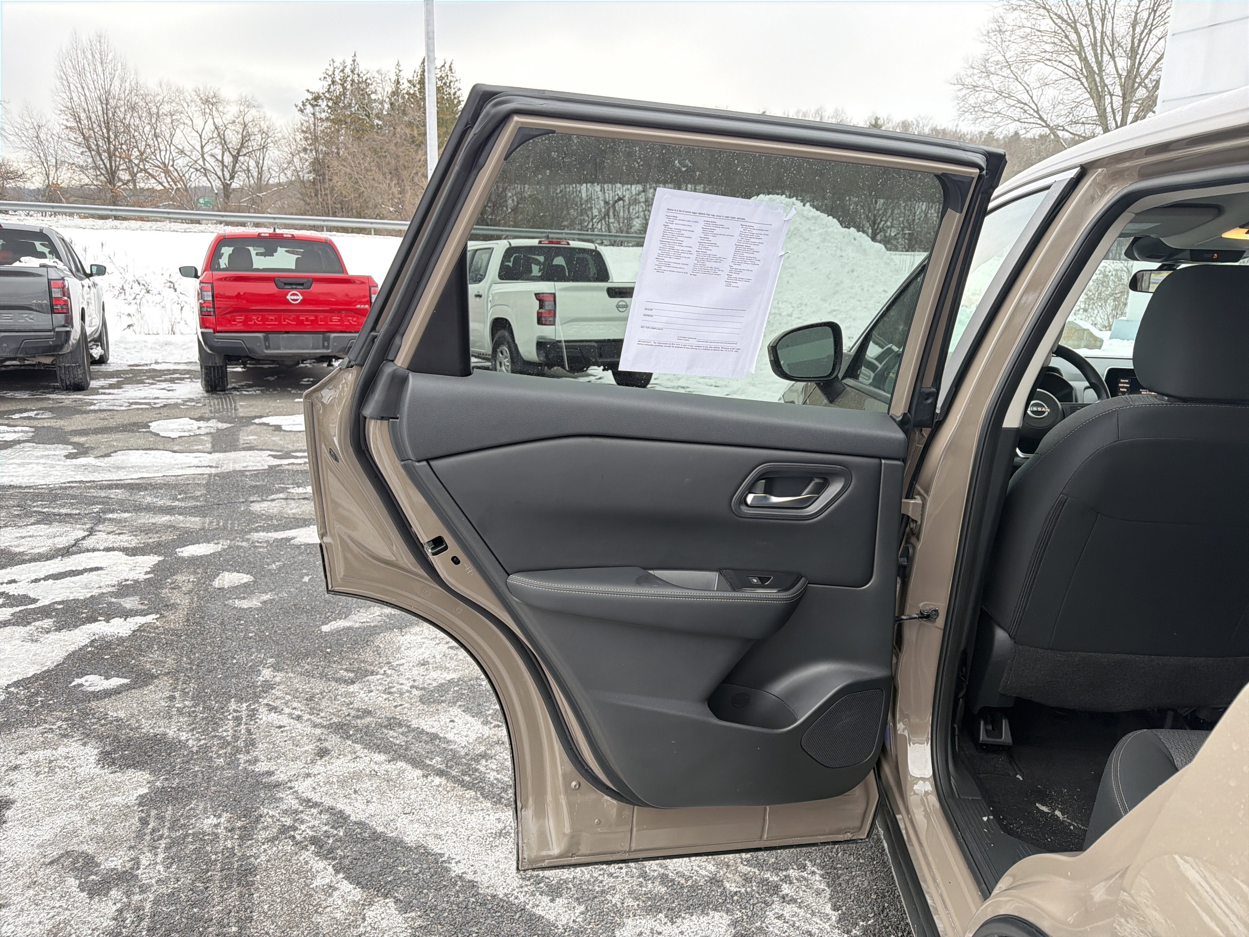 2024 Nissan Rogue SV