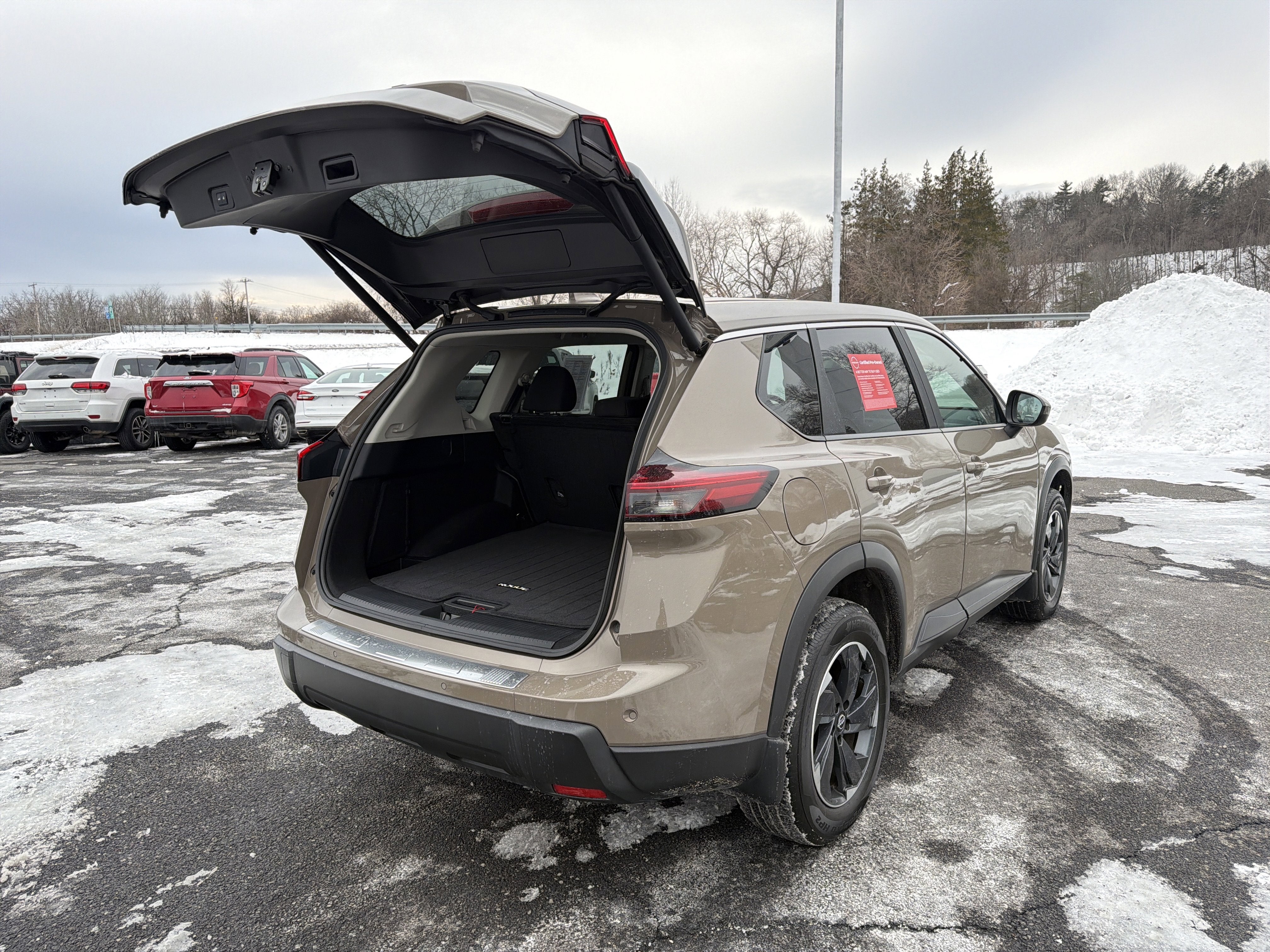 2024 Nissan Rogue SV