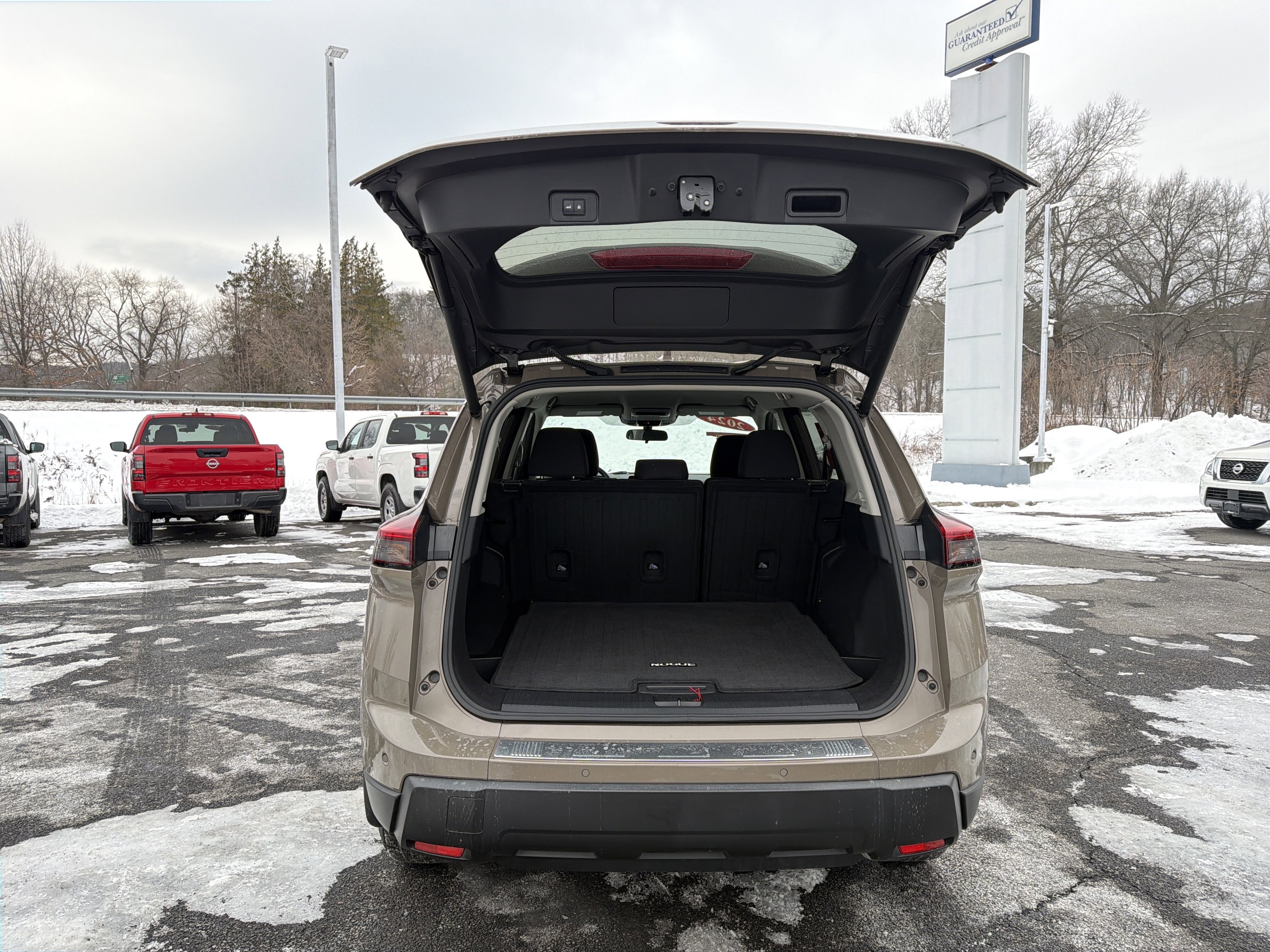 2024 Nissan Rogue SV