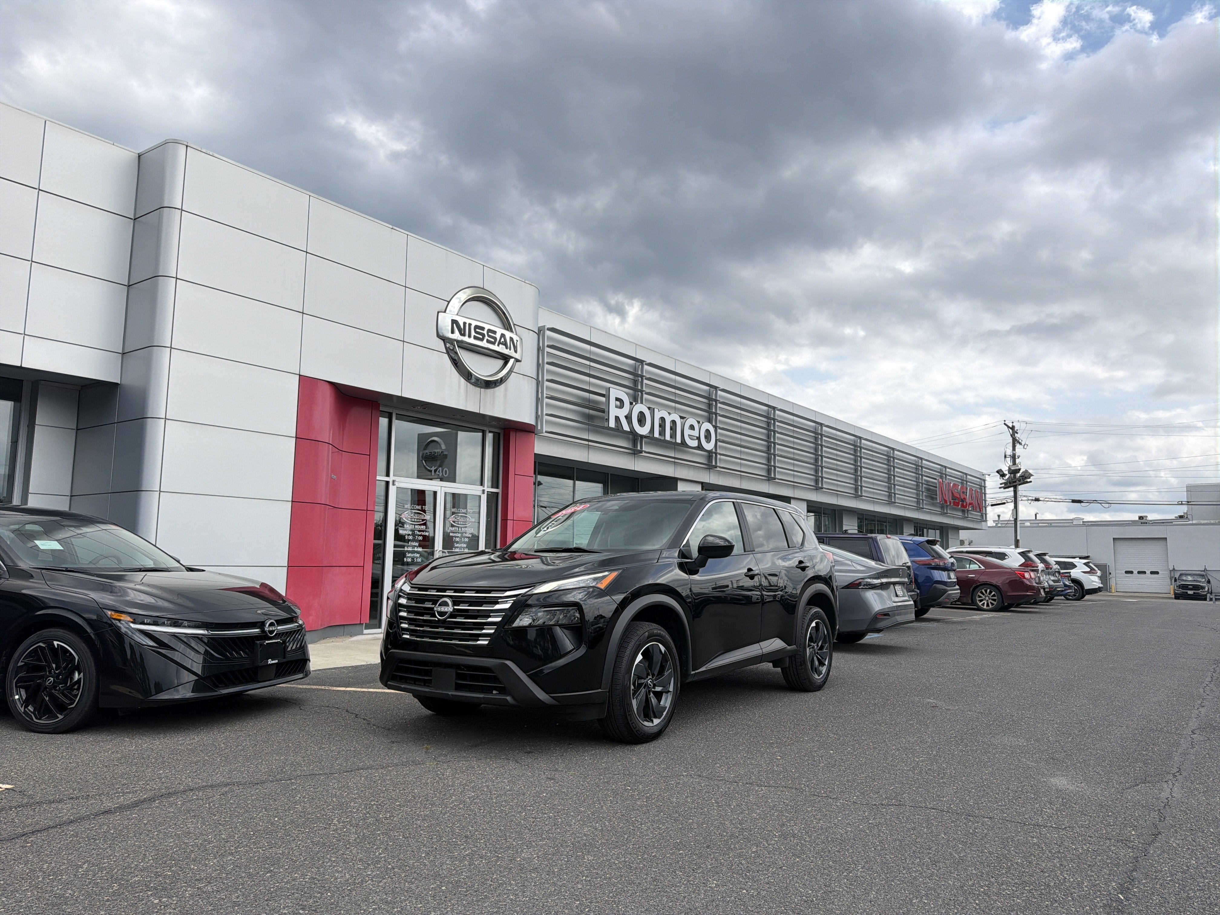 2024 Nissan Rogue SV