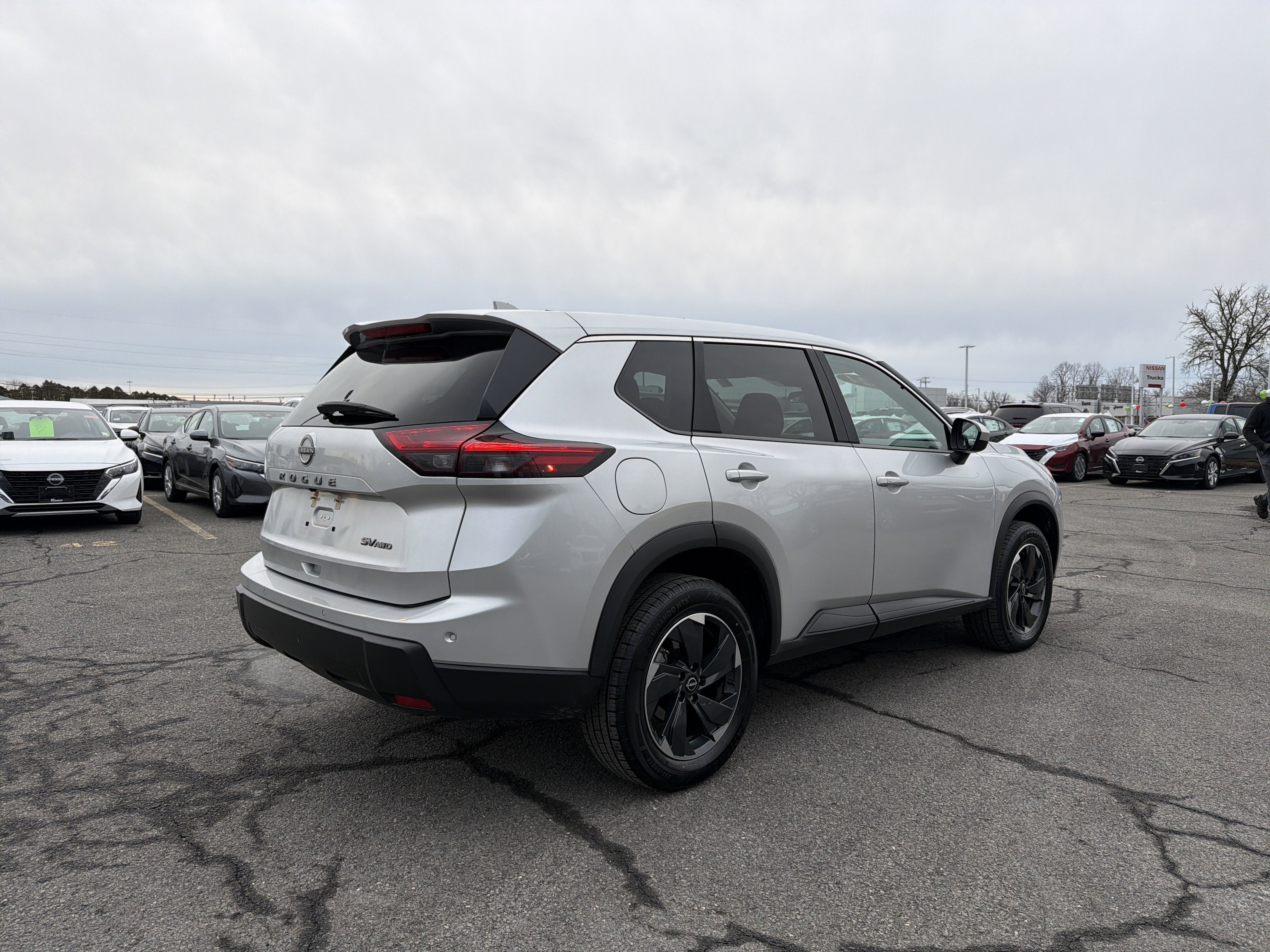 2024 Nissan Rogue SV