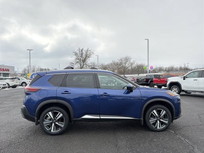 2022 Nissan Rogue SL