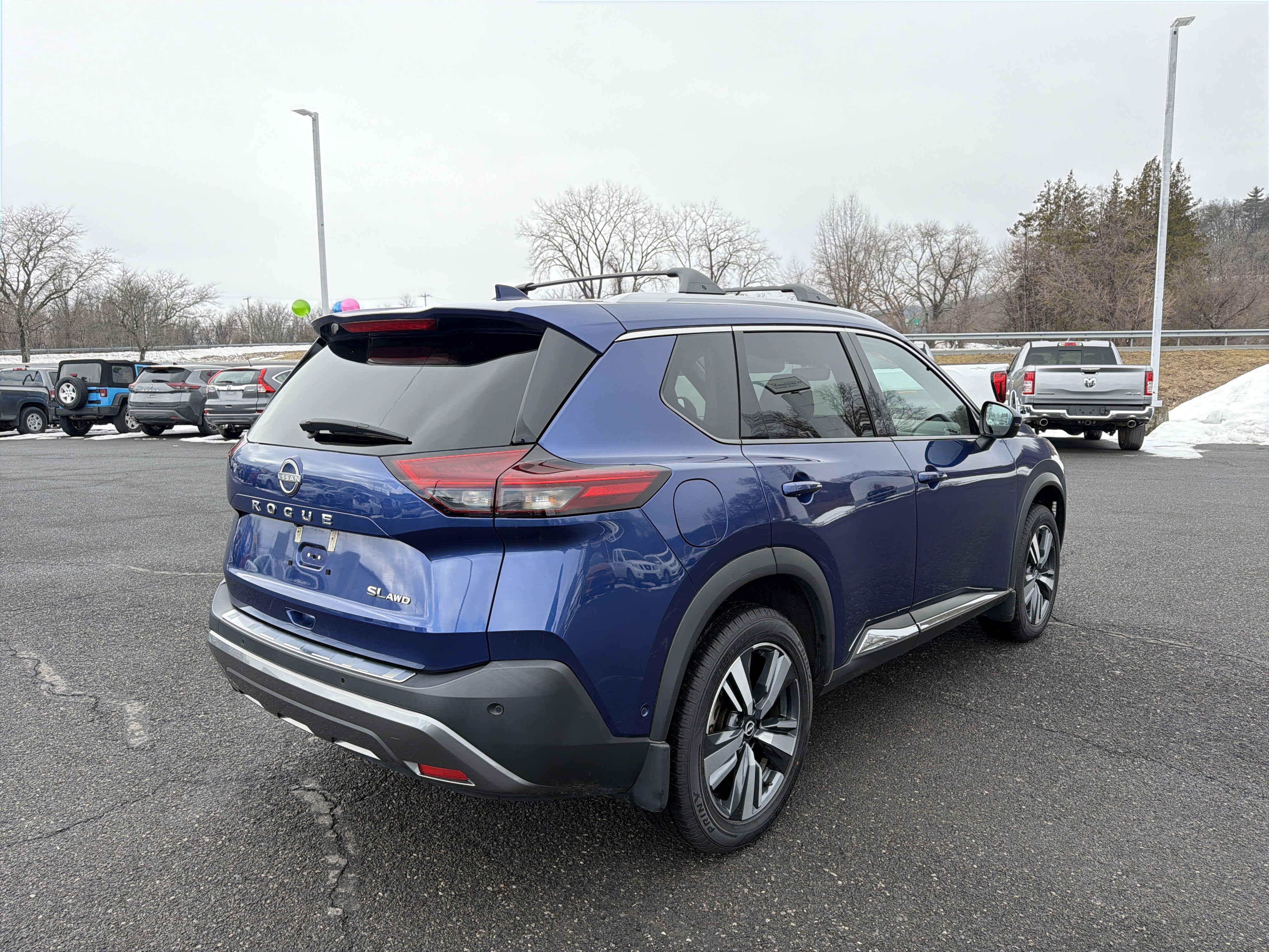 2022 Nissan Rogue SL