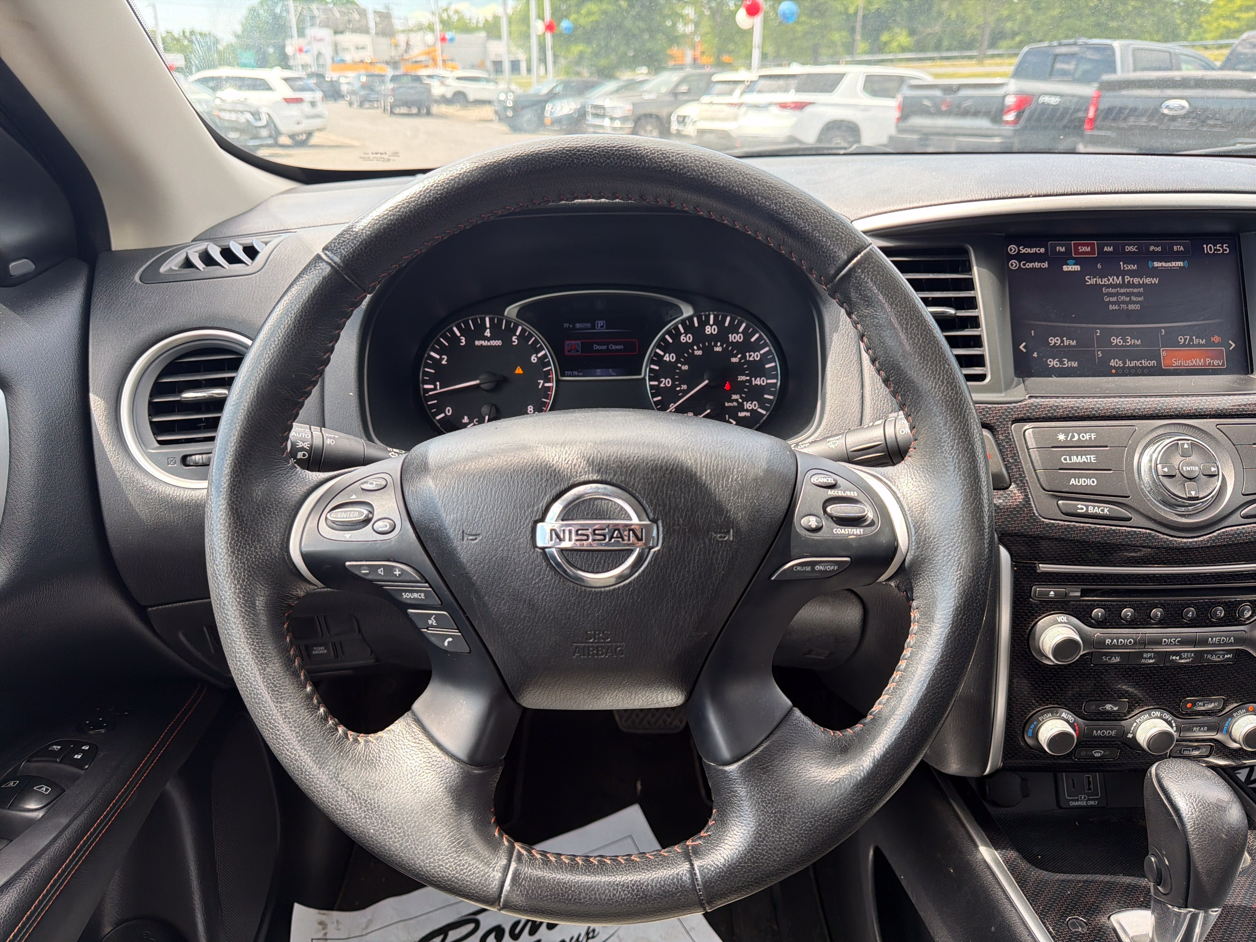 2020 Nissan Pathfinder SV