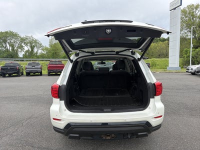 2020 Nissan Pathfinder SL