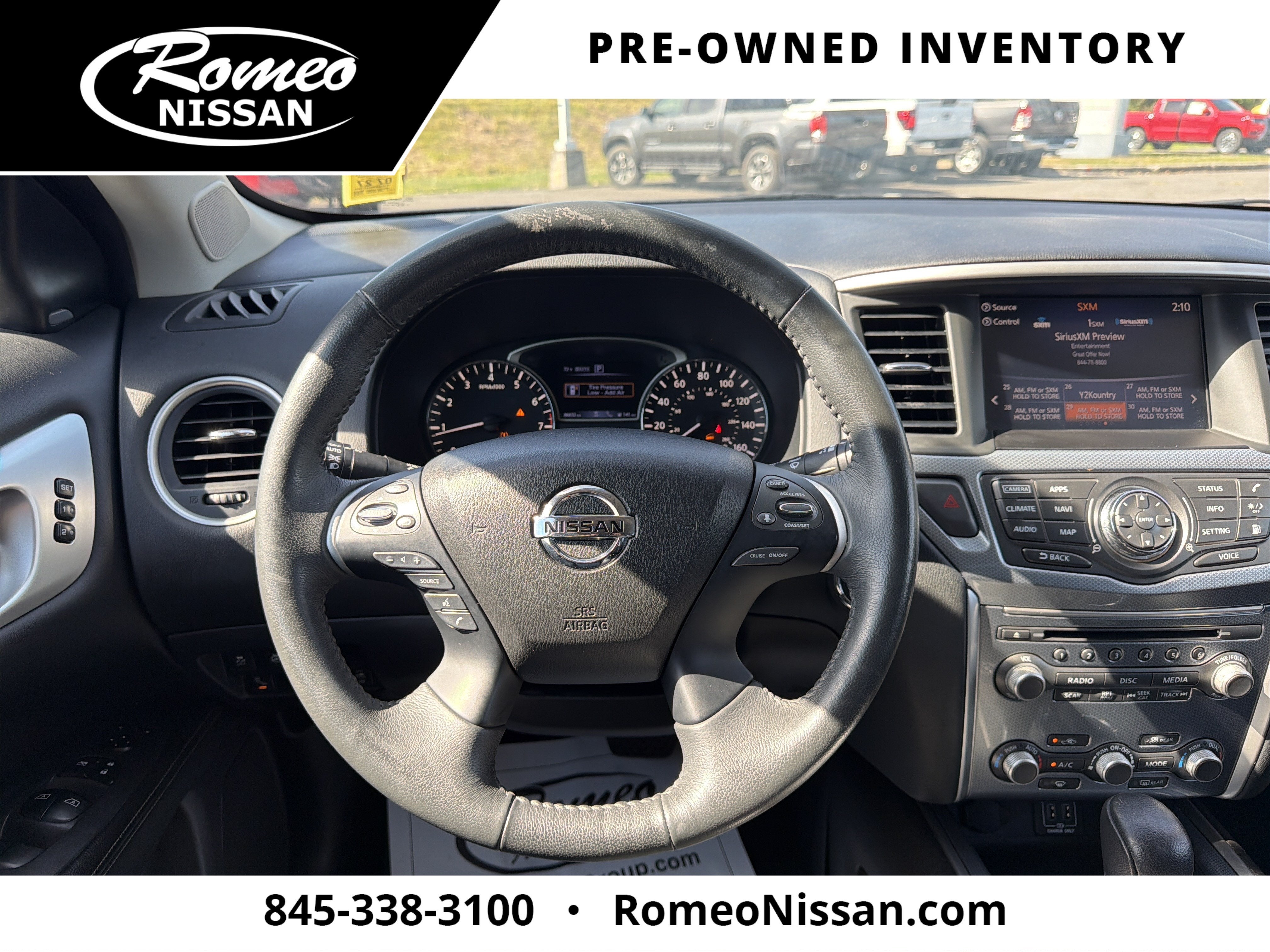 2018 Nissan Pathfinder SL