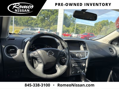 2018 Nissan Pathfinder SL