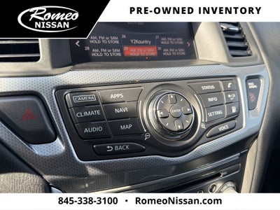 2018 Nissan Pathfinder SL