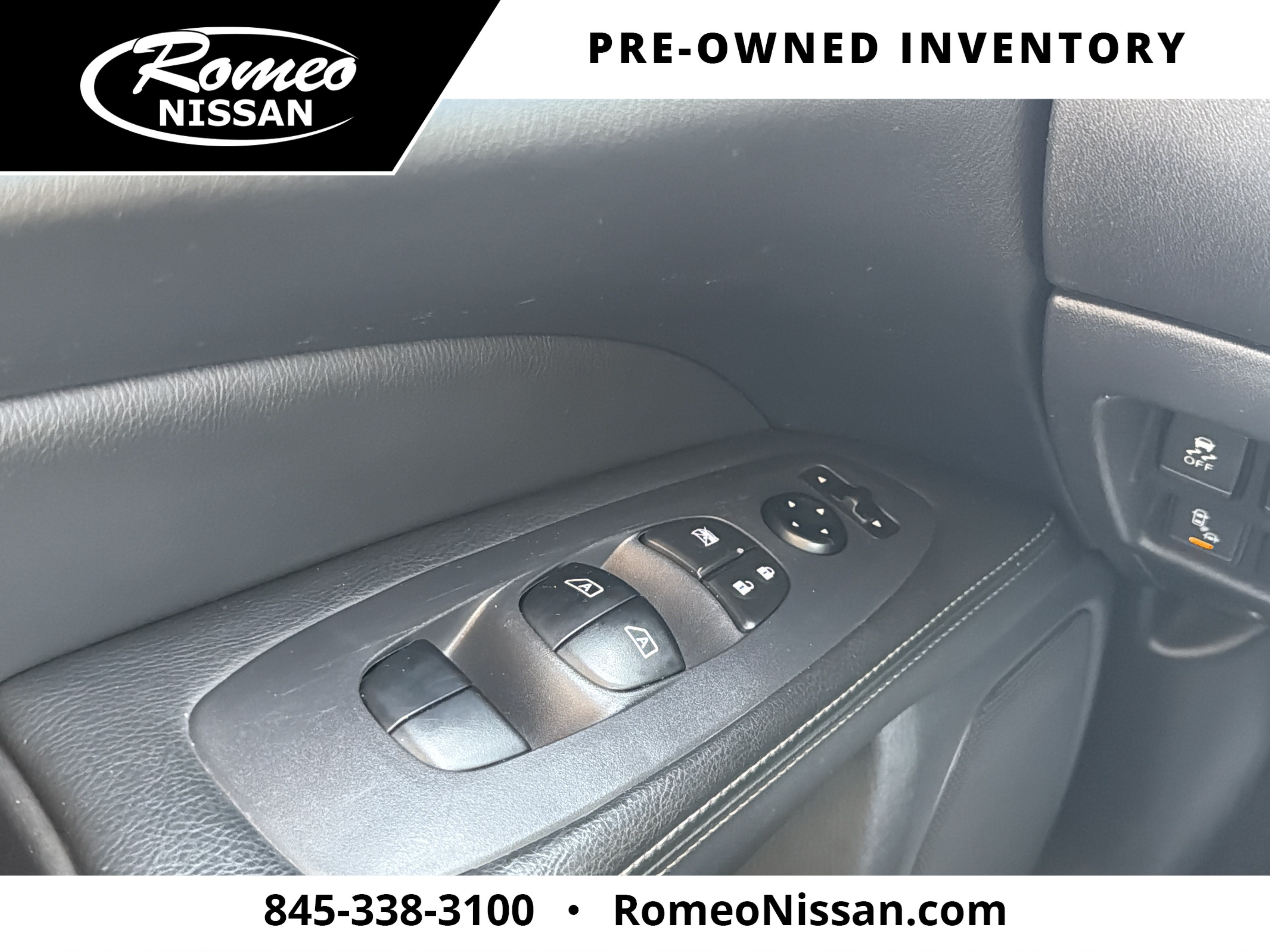 2018 Nissan Pathfinder SL