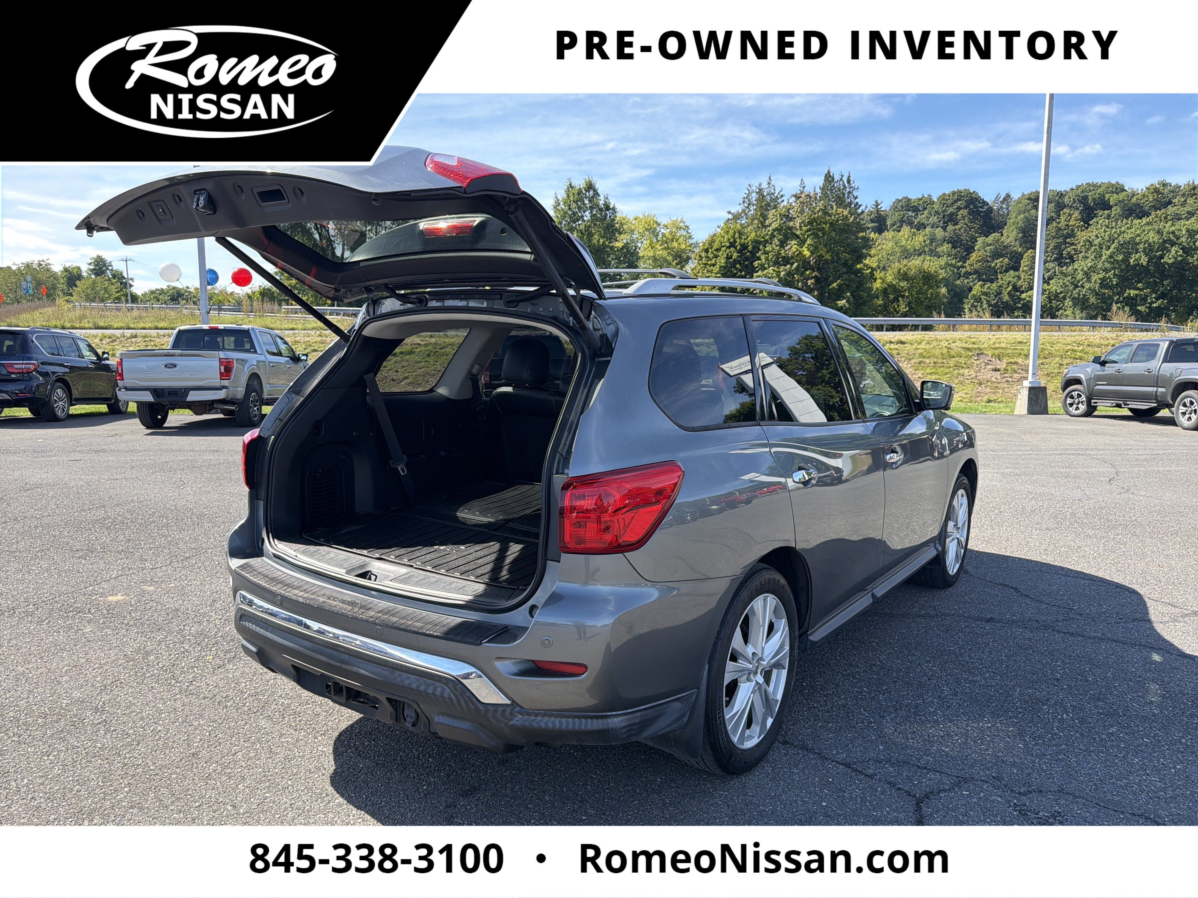 2018 Nissan Pathfinder SL
