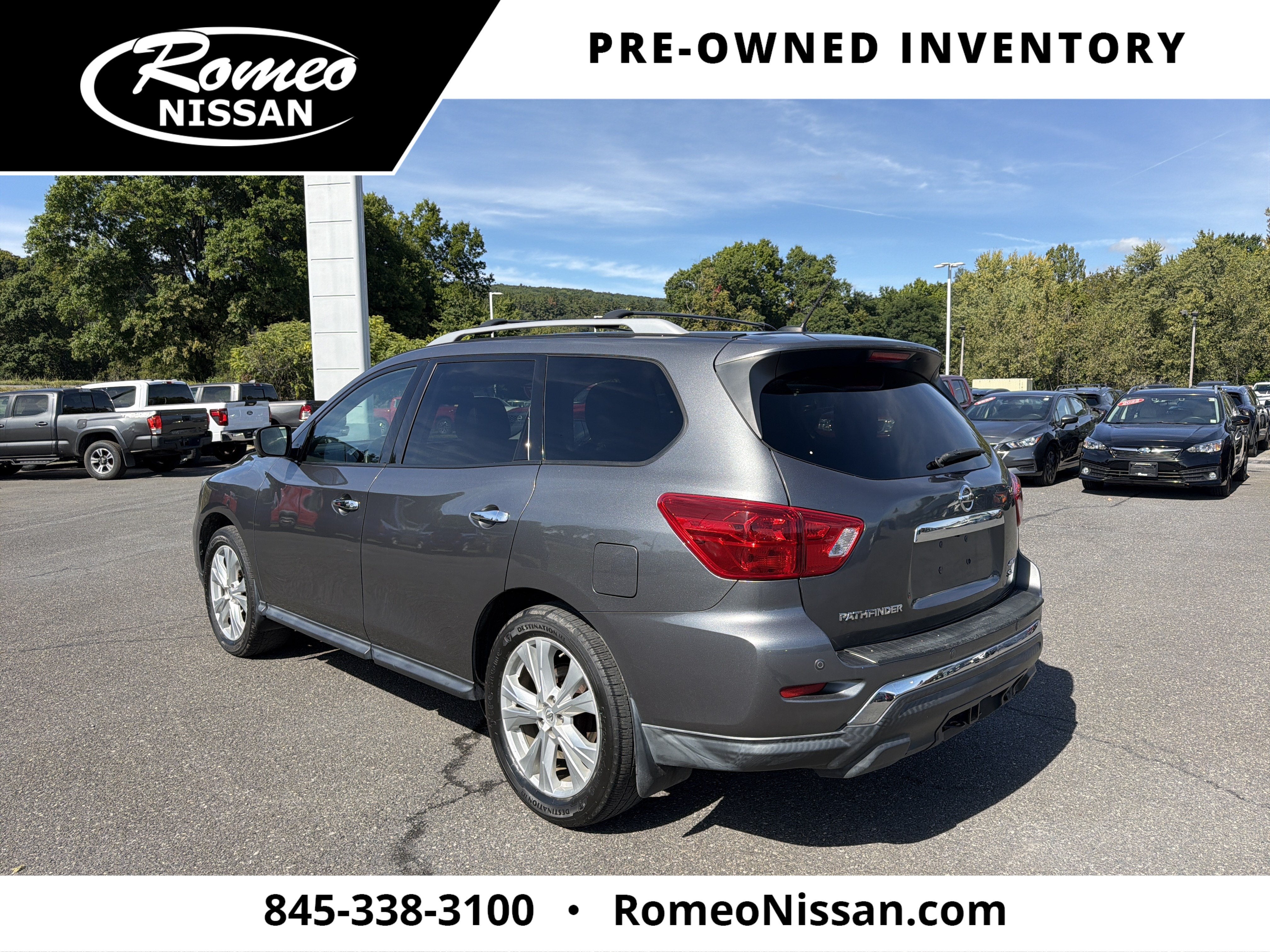 2018 Nissan Pathfinder SL