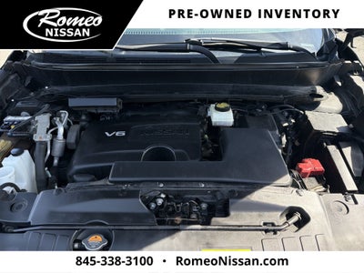 2018 Nissan Pathfinder SL