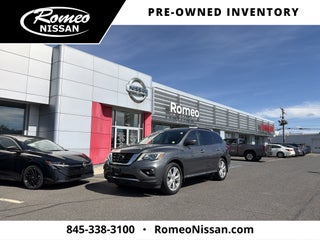 2018 Nissan Pathfinder SL