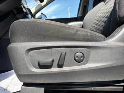 2023 Nissan Pathfinder SV
