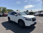 2023 Nissan Pathfinder SV