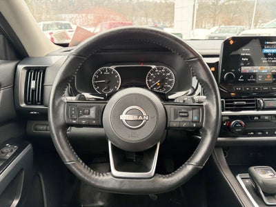 2022 Nissan Pathfinder SL