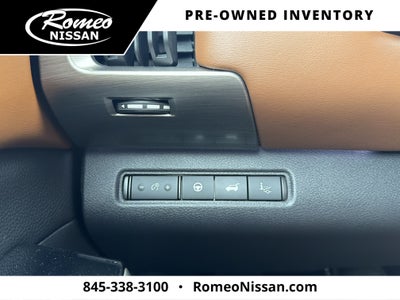 2023 Nissan Pathfinder Platinum
