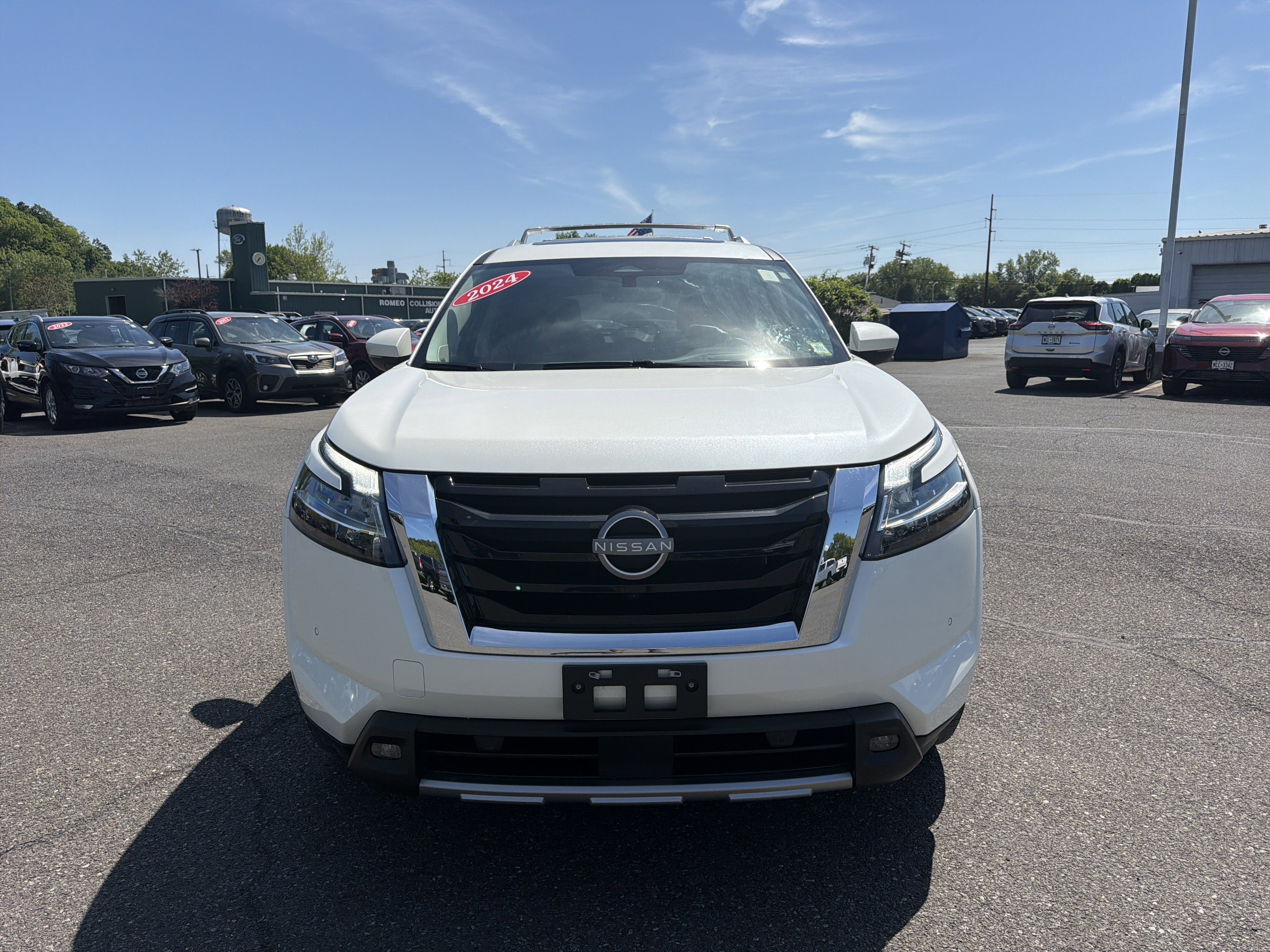 2024 Nissan Pathfinder Platinum
