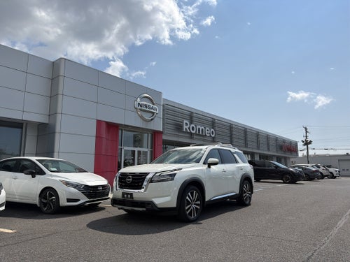 2023 Nissan Pathfinder Platinum