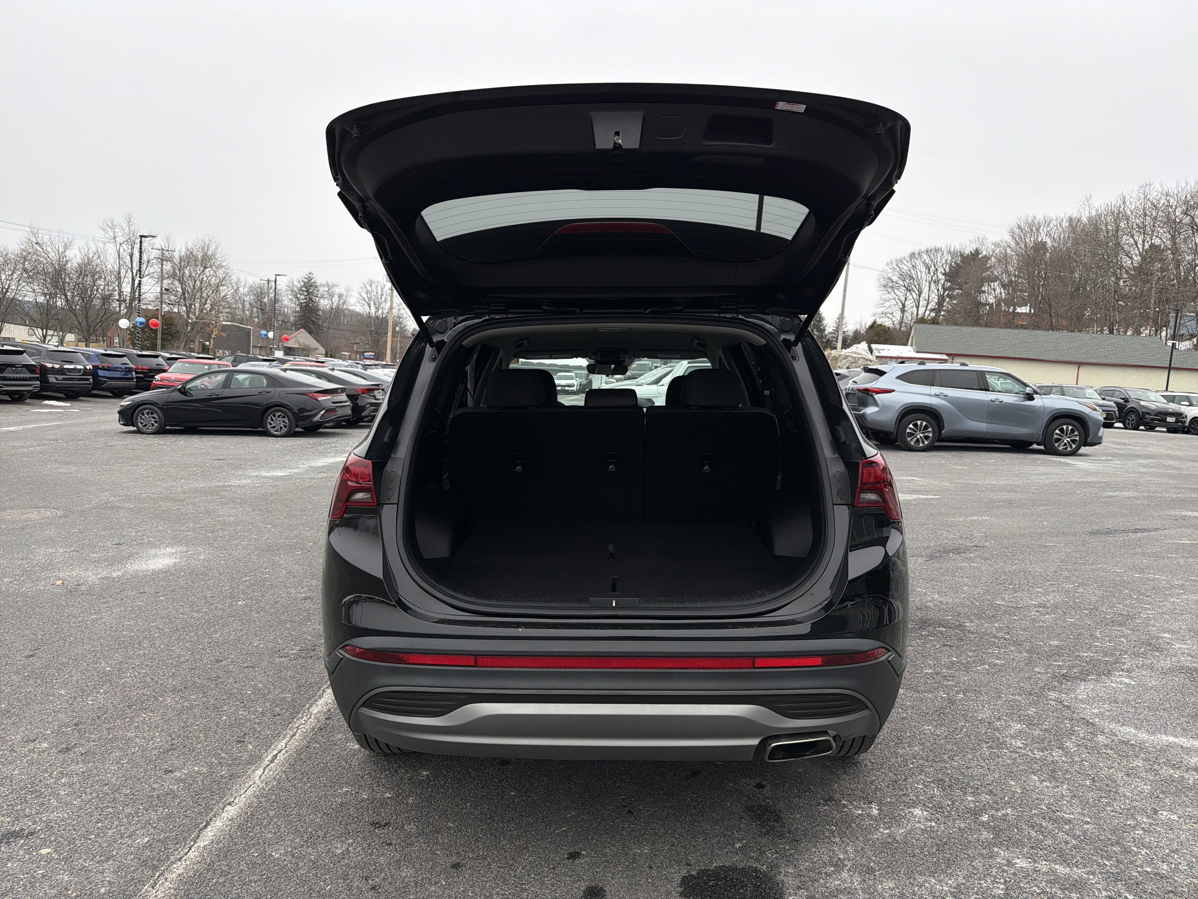 2023 Hyundai Santa Fe SE