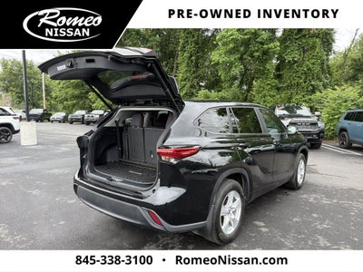 2023 Toyota Highlander LE