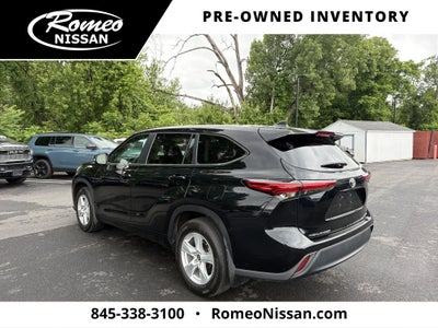 2023 Toyota Highlander LE