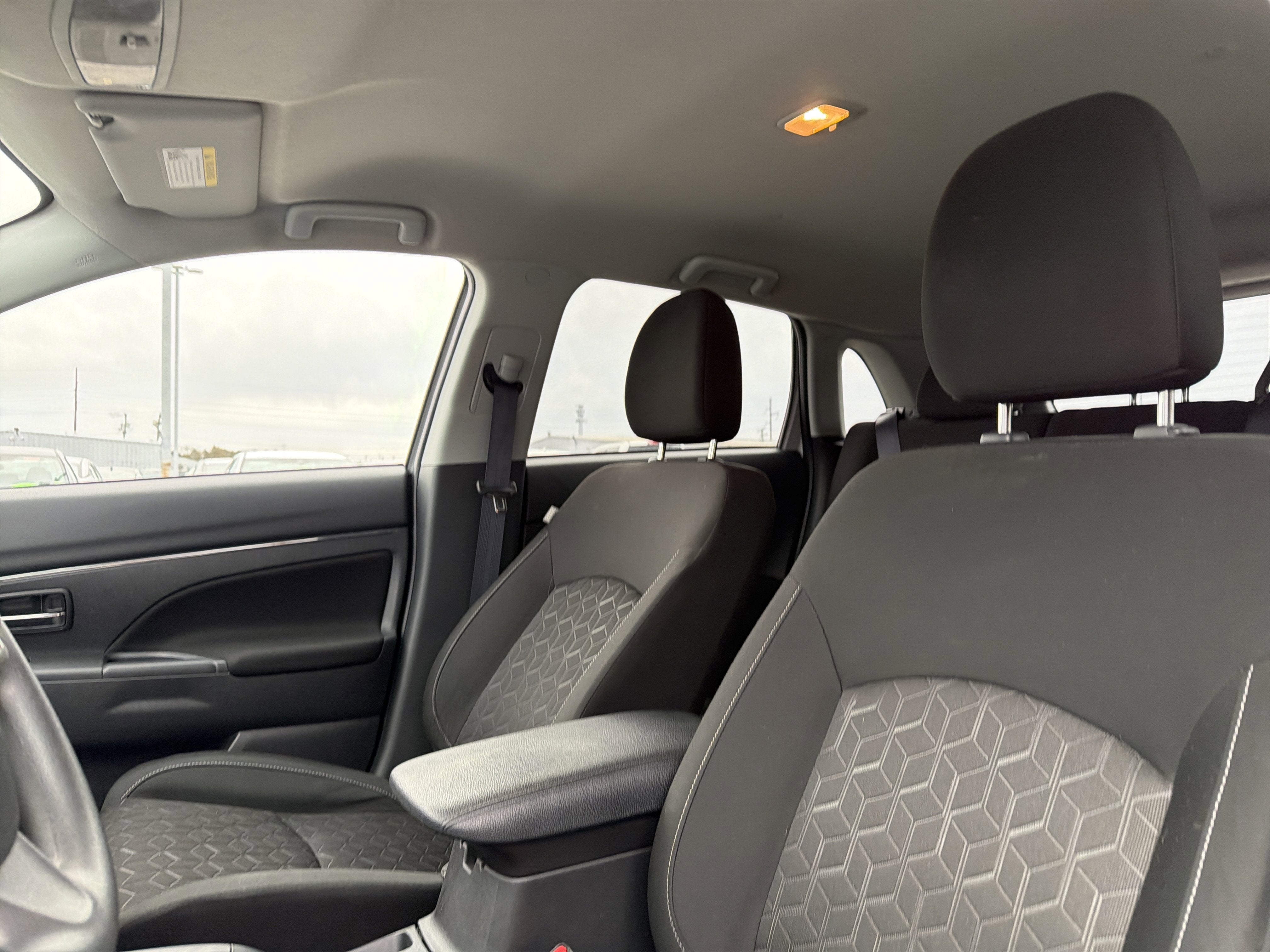 2024 Mitsubishi Outlander Sport 2.0 ES