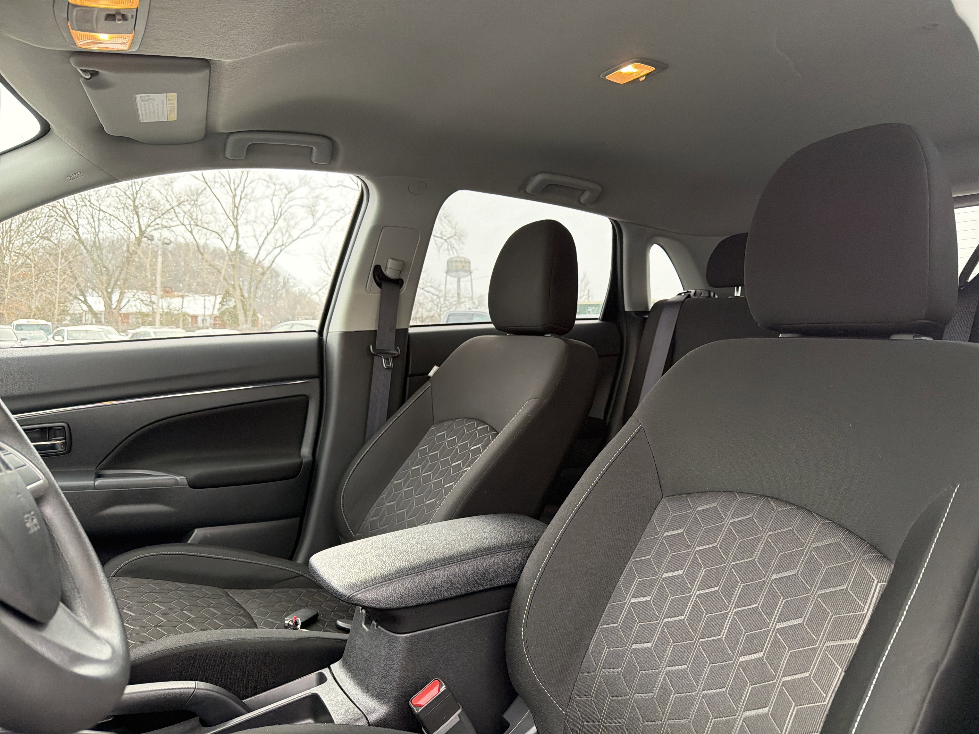 2024 Mitsubishi Outlander Sport 2.0 ES