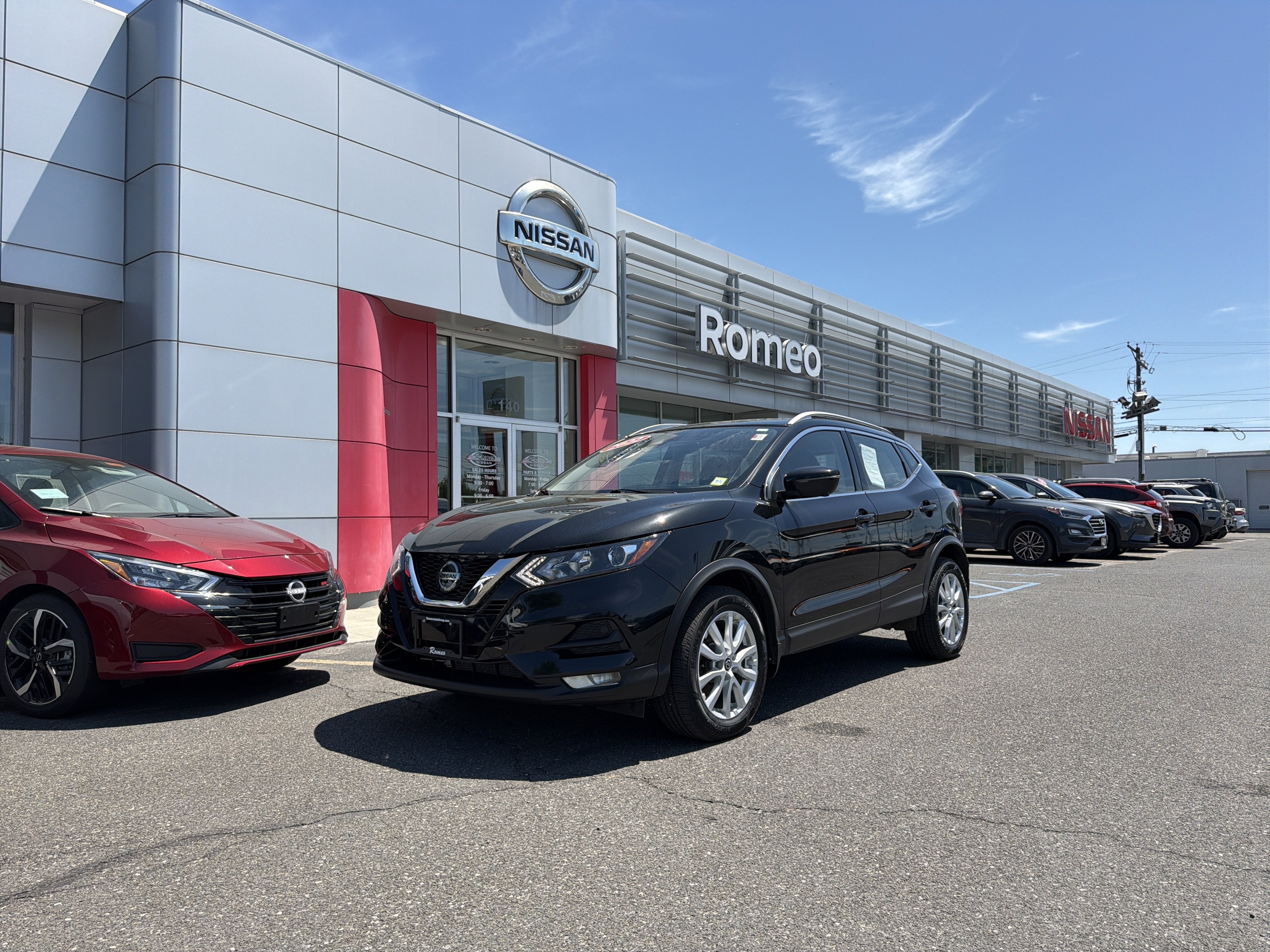 2022 Nissan Rogue Sport SV