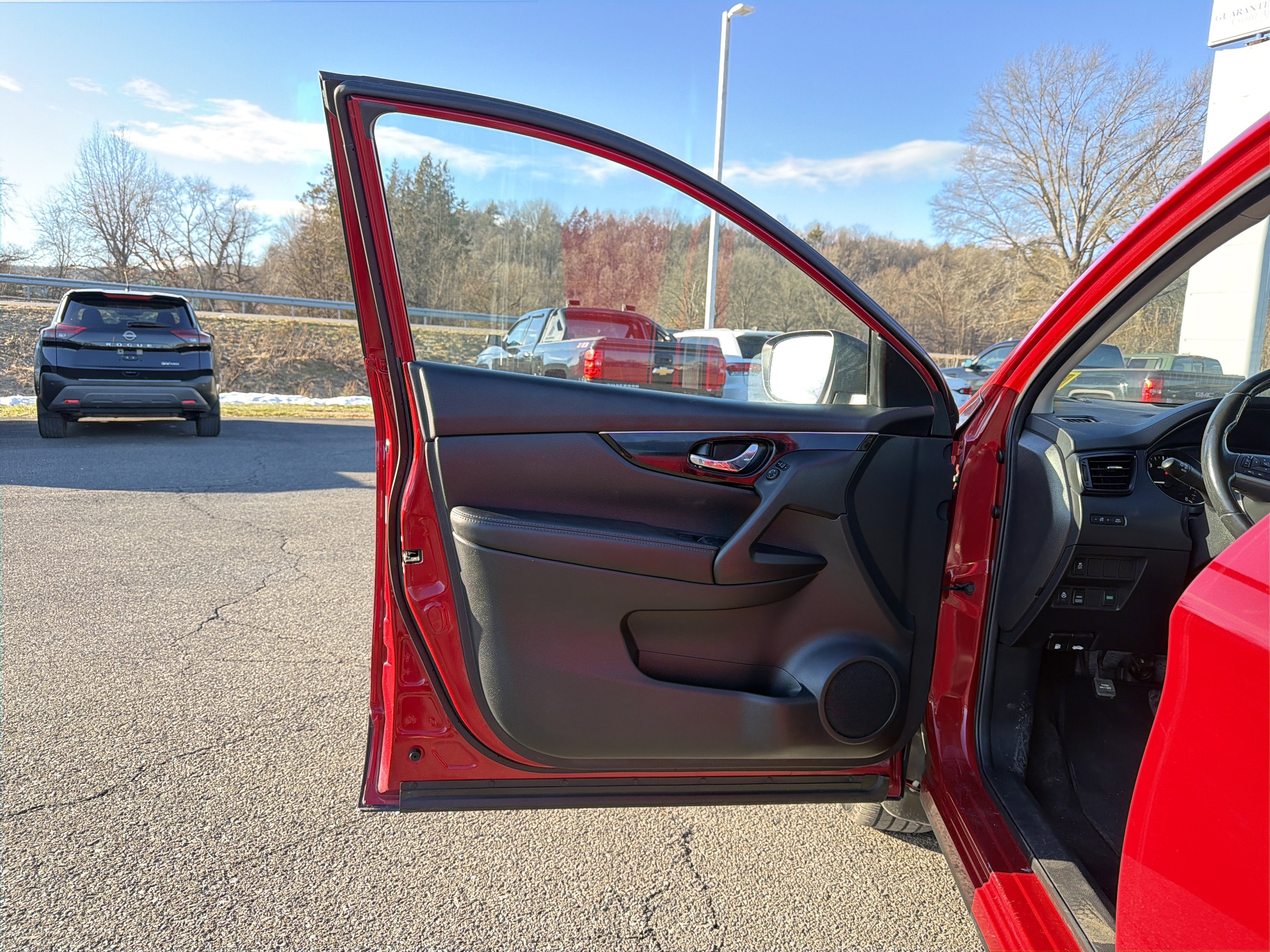 2017 Nissan Rogue Sport SL