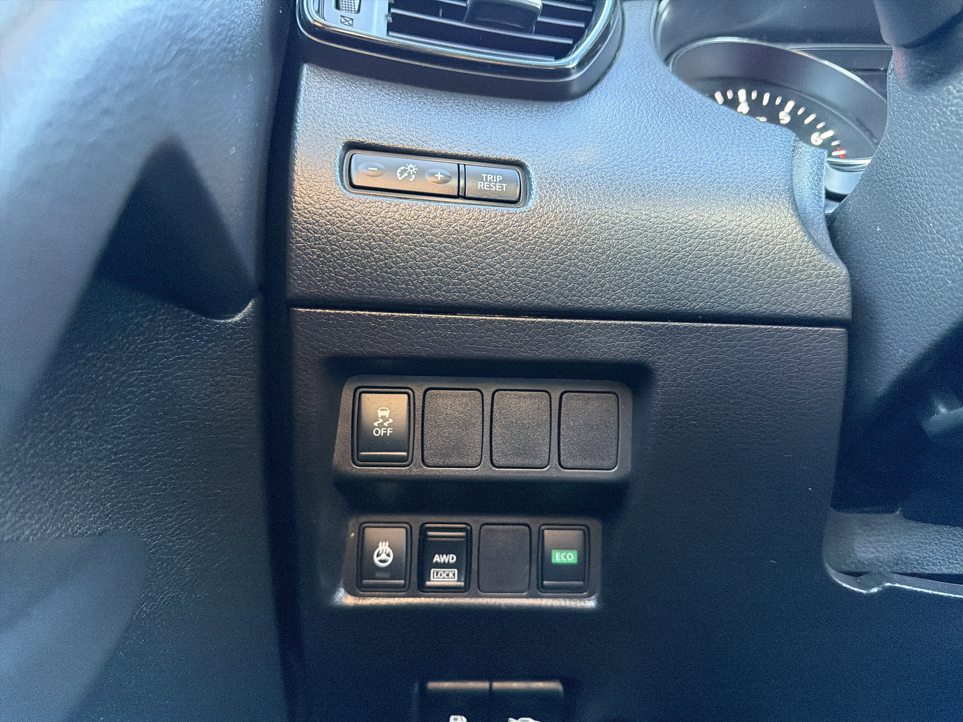 2017 Nissan Rogue Sport SL