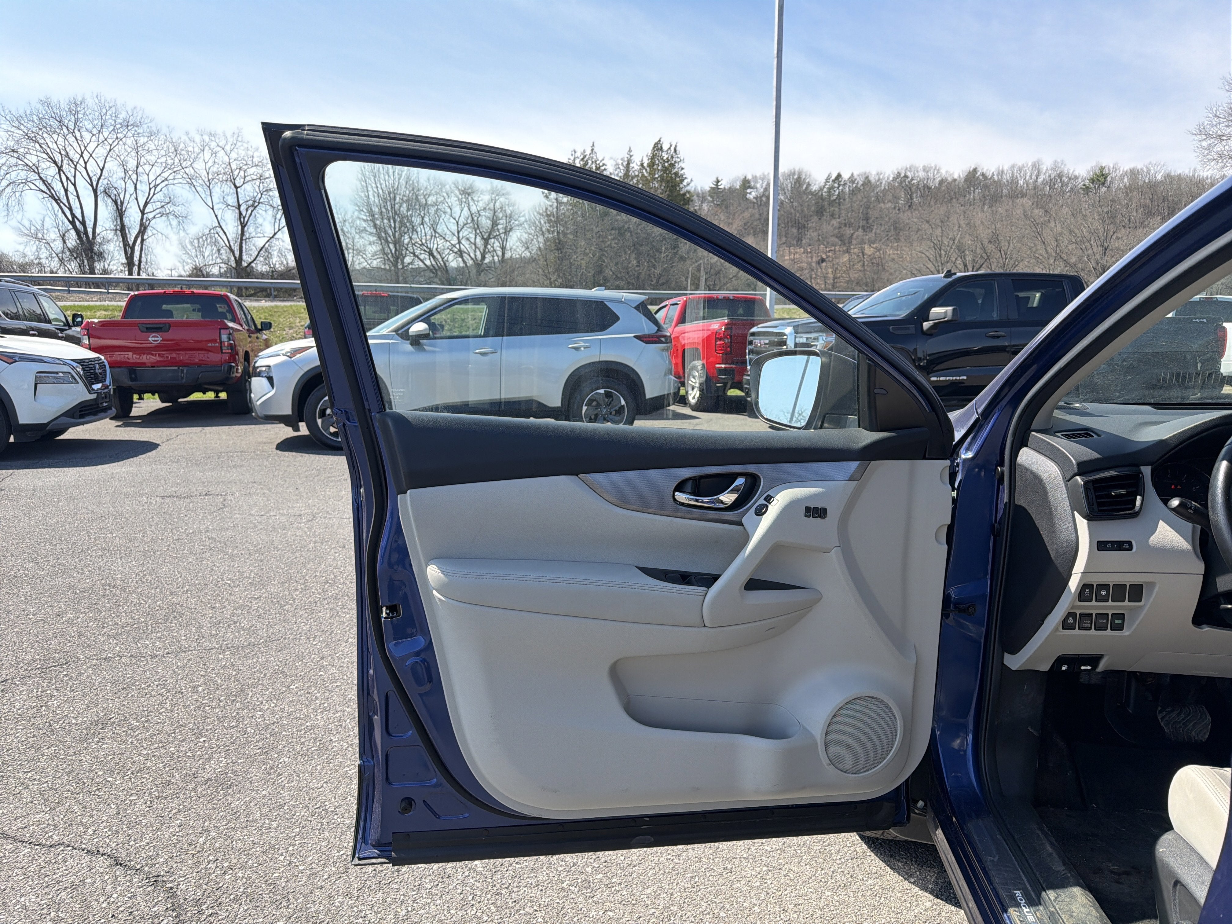 2020 Nissan Rogue Sport SL