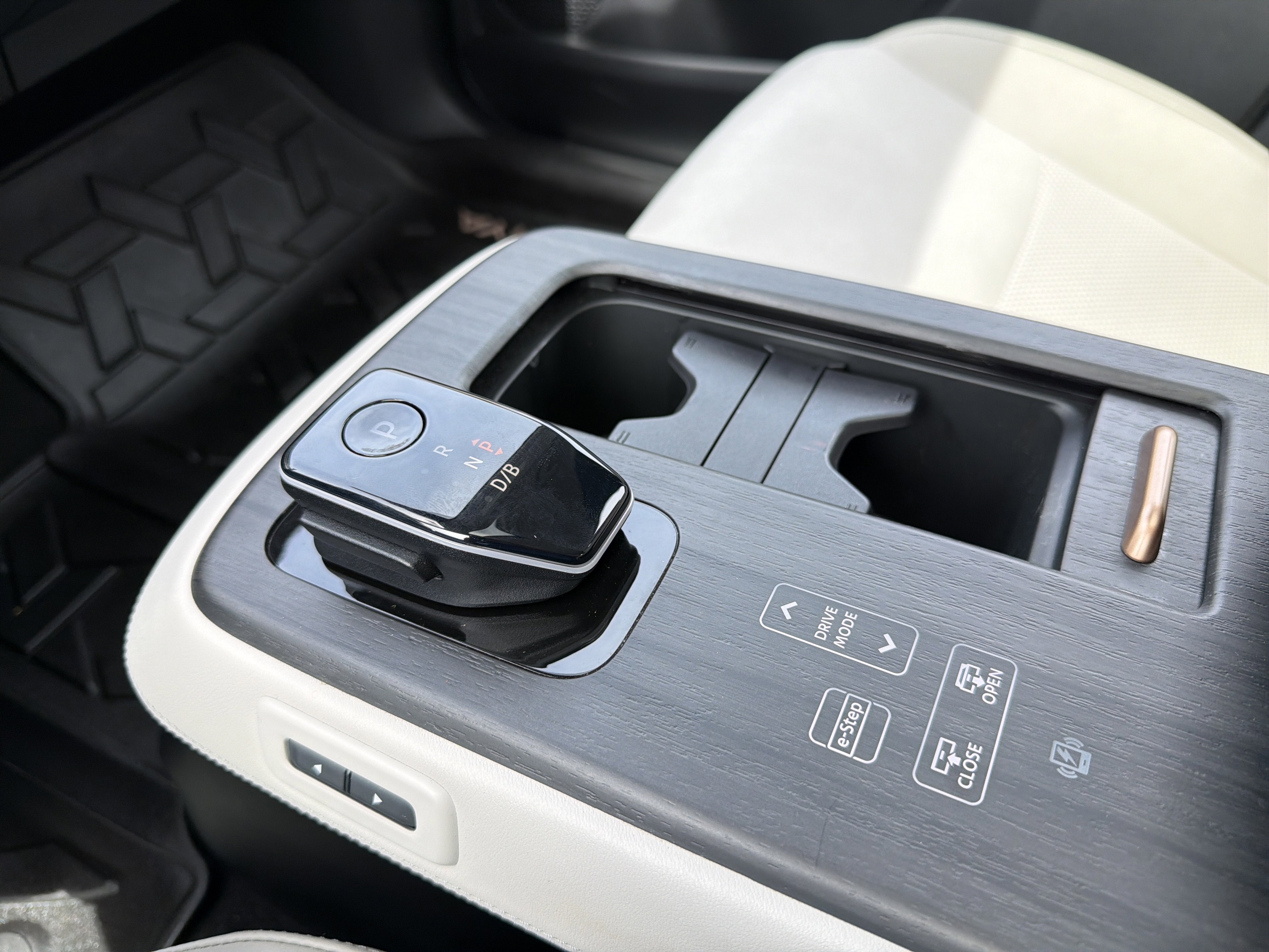 2023 Nissan Ariya EVOLVE+ e-4ORCE