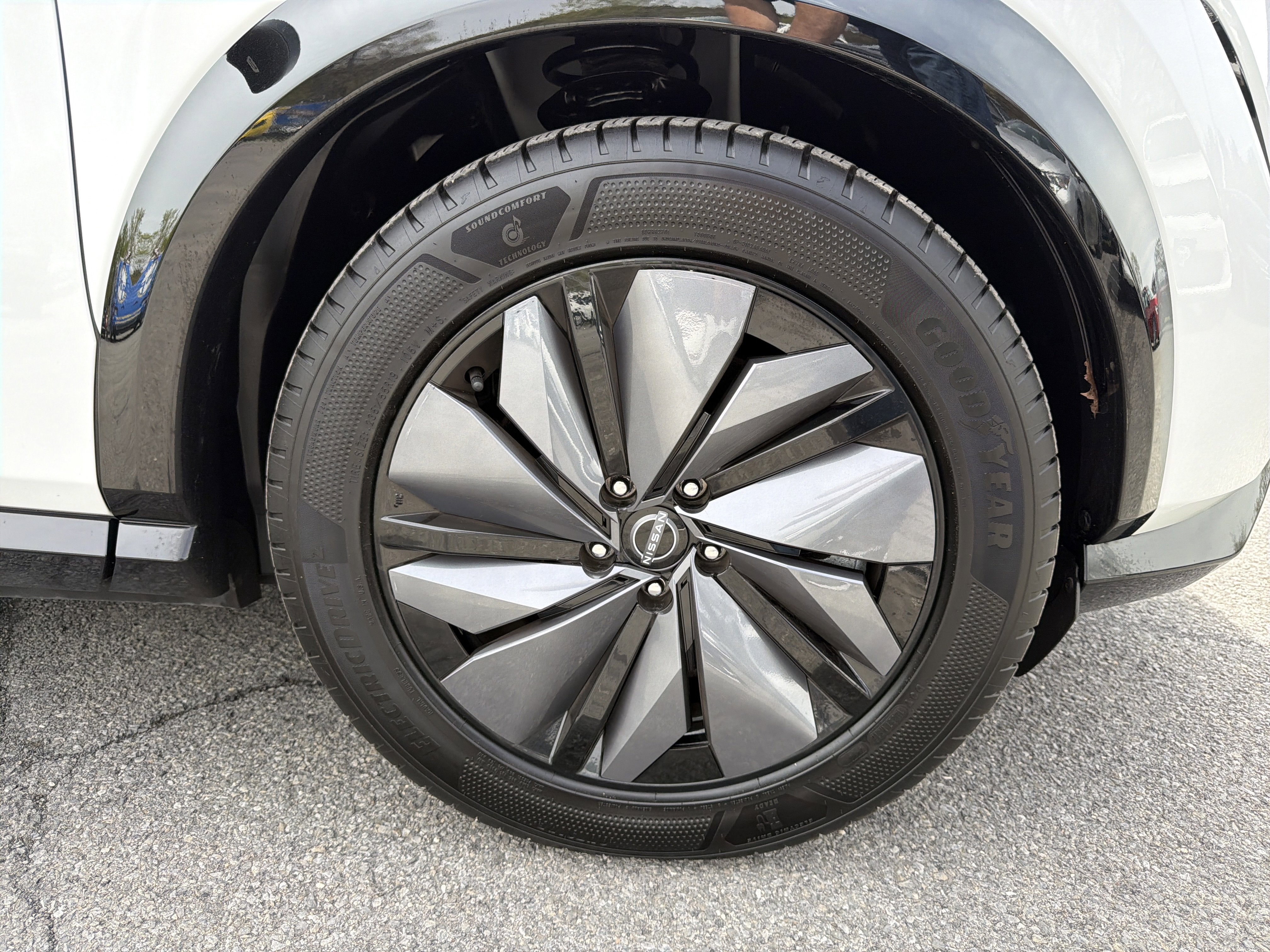 2023 Nissan Ariya EVOLVE+ e-4ORCE